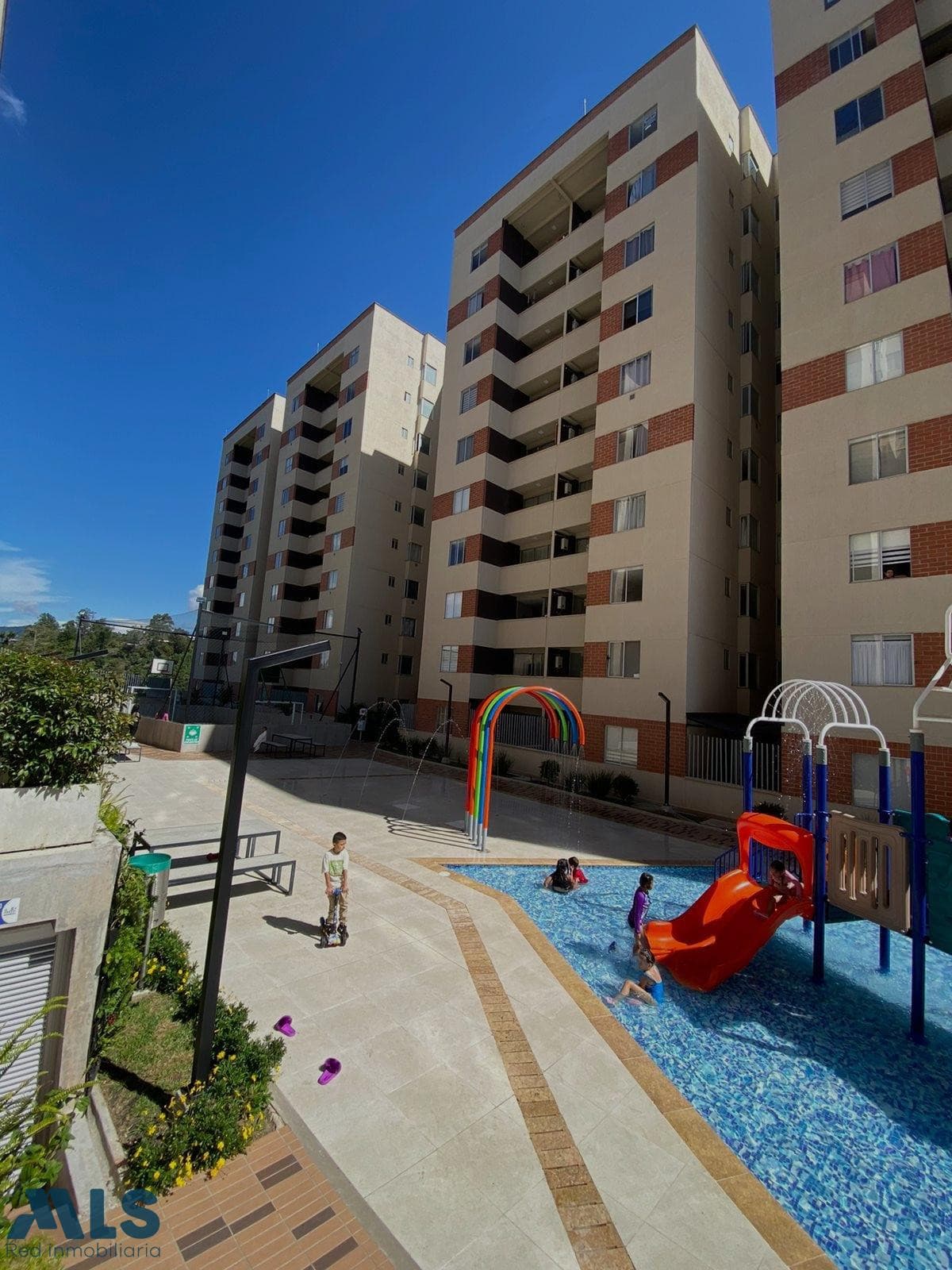 Apartamento en venta en Autopista, Oriente Antioqueño, Marinilla — foto 1 de 11