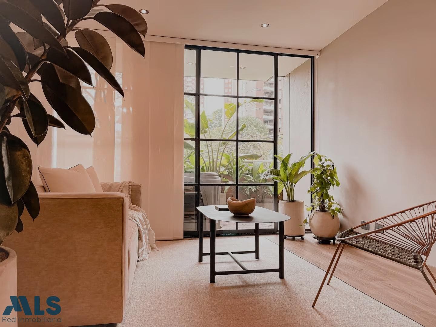 Apartamento en venta en Provenza, Poblado, Medellín — foto 1 de 10