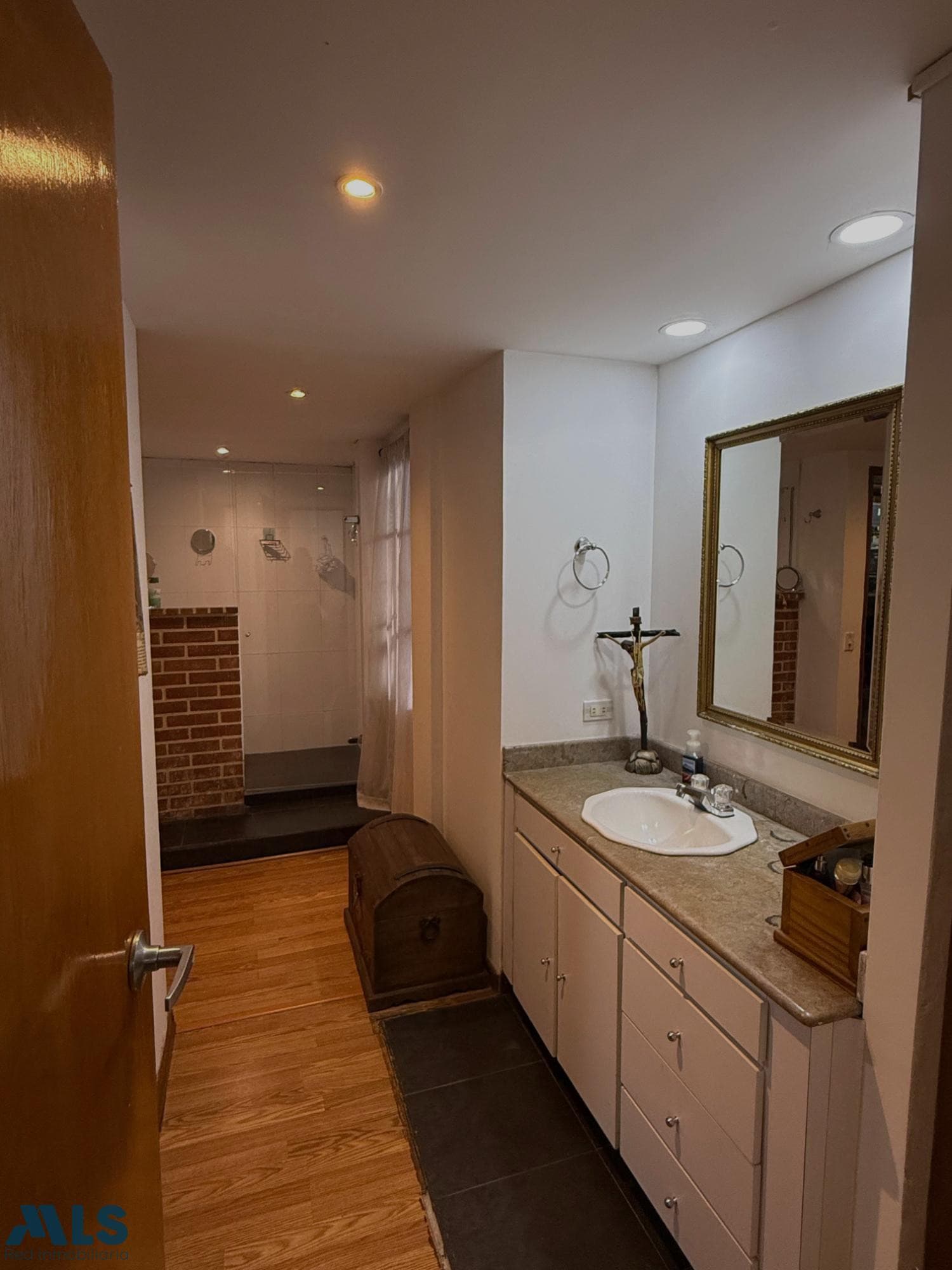 Apartamento en venta en San Lucas, Poblado, Medellín — foto 1 de 22