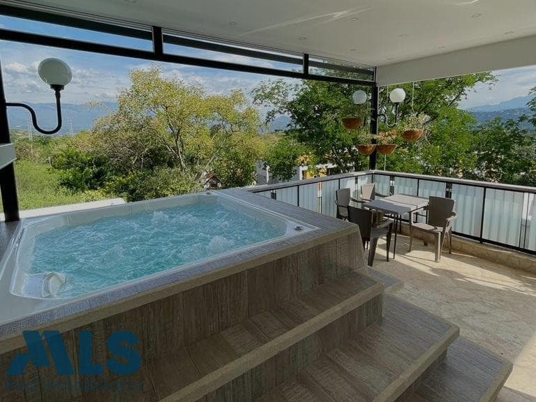 Apartamento en venta en La Barranca, Occidente Antioqueño, Santa Fe De Antioquia — foto 1 de 19