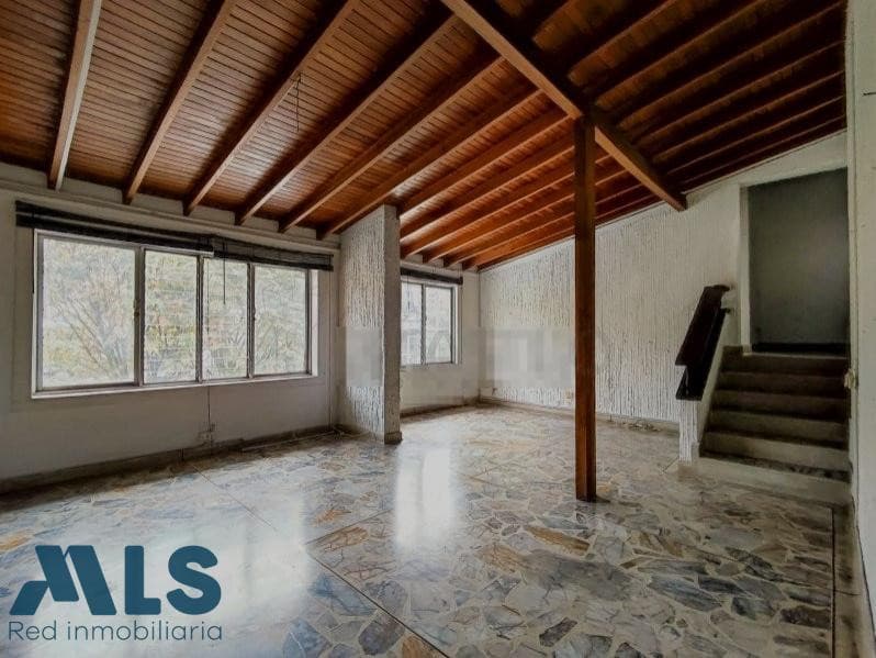 Local Comercial en venta en Laureles, Medellín — foto 1 de 10