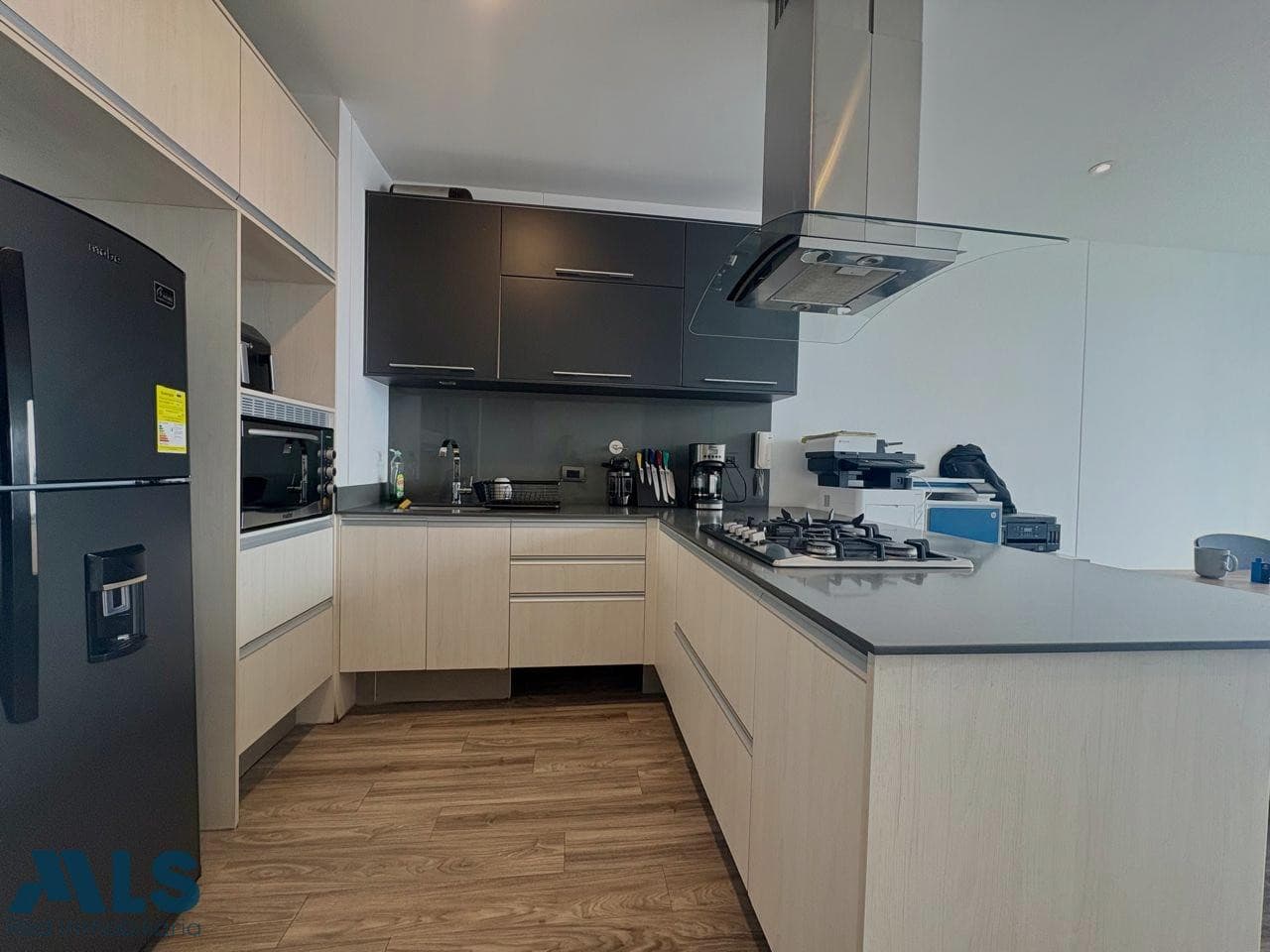 Apartamento en venta en Milla De Oro, Poblado, Medellín — foto 1 de 22