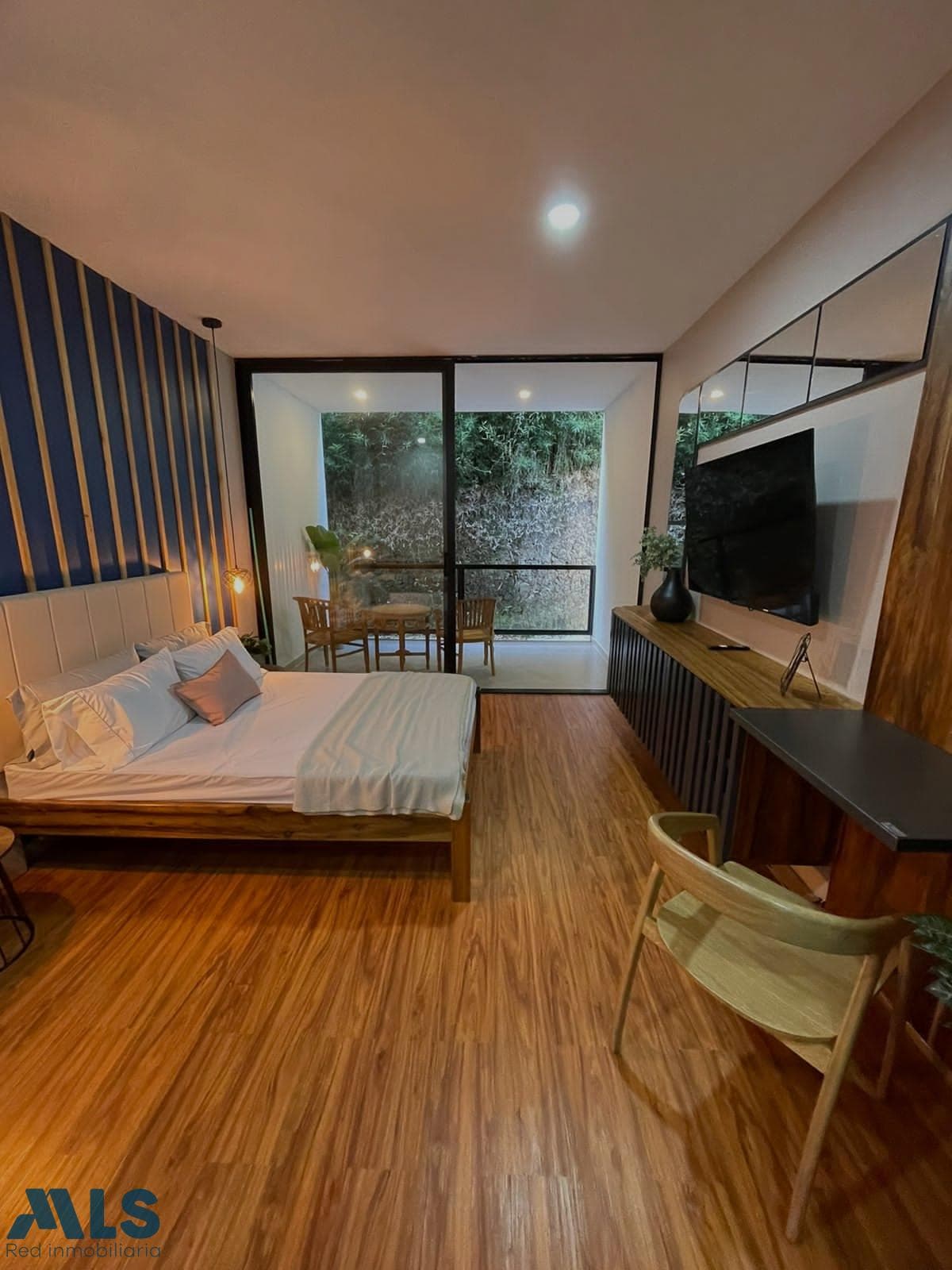 Apartamento en venta en V. Quirama, Oriente Antioqueño, El Carmen — foto 1 de 14
