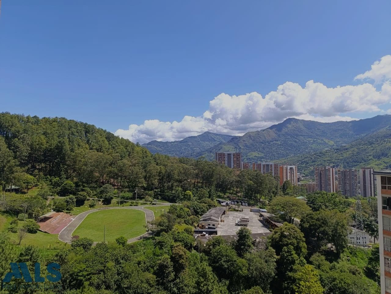 Apartamento en venta en Navarra, Norte, Bello — foto 1 de 13