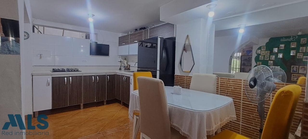 Casa en venta en Balcones De Sevilla, Aburra Sur, Itagüí — foto 1 de 20