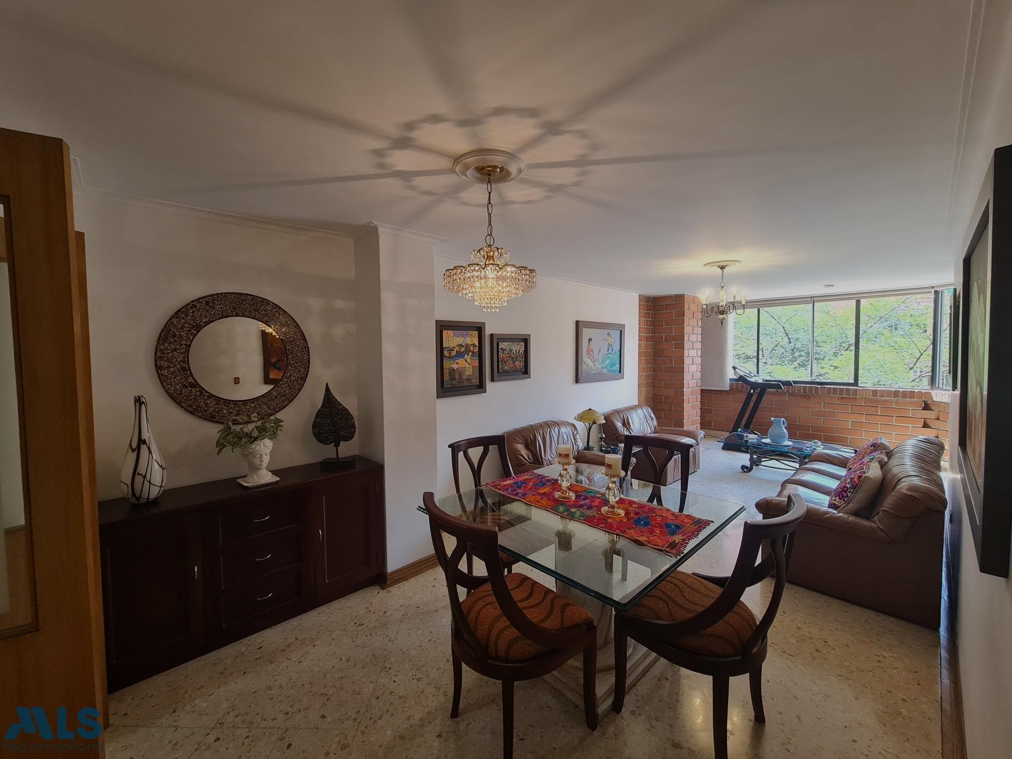 Apartamento en venta en Laureles, Medellín — foto 1 de 24