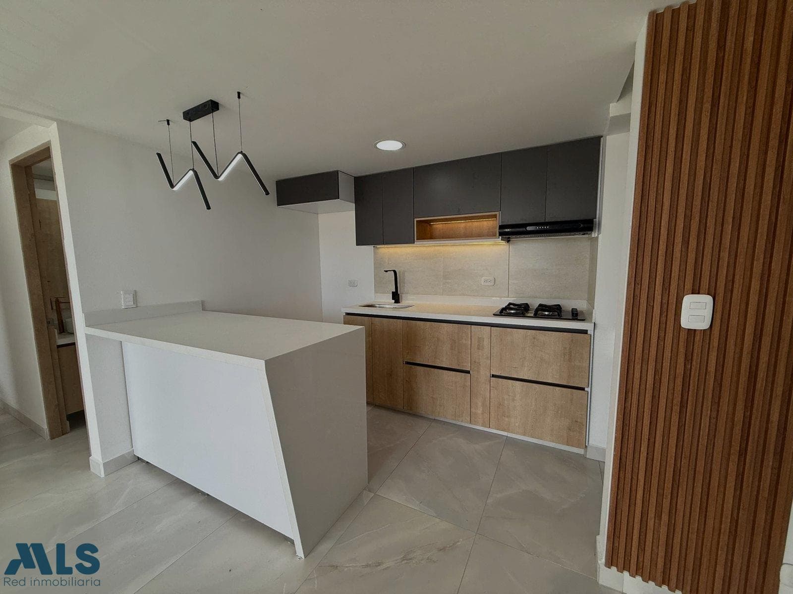 Apartamento en venta en V Los Pinos, Oriente Antioqueño, Rionegro — foto 1 de 13
