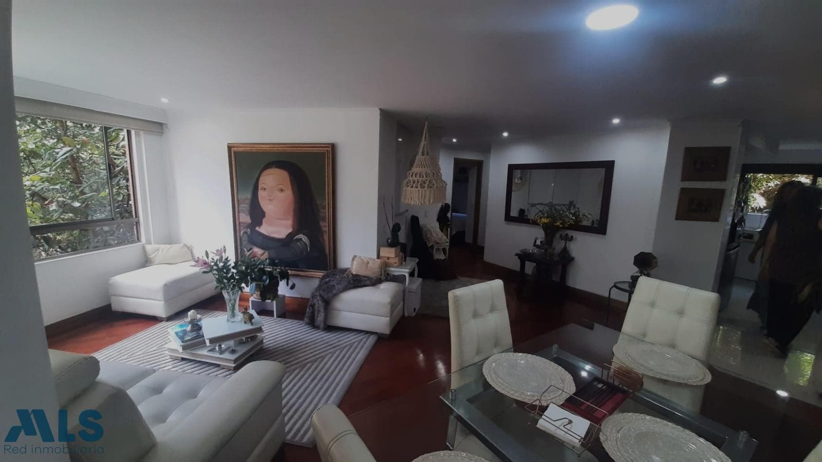 Apartamento en venta en Castropol, Poblado, Medellín — foto 1 de 22