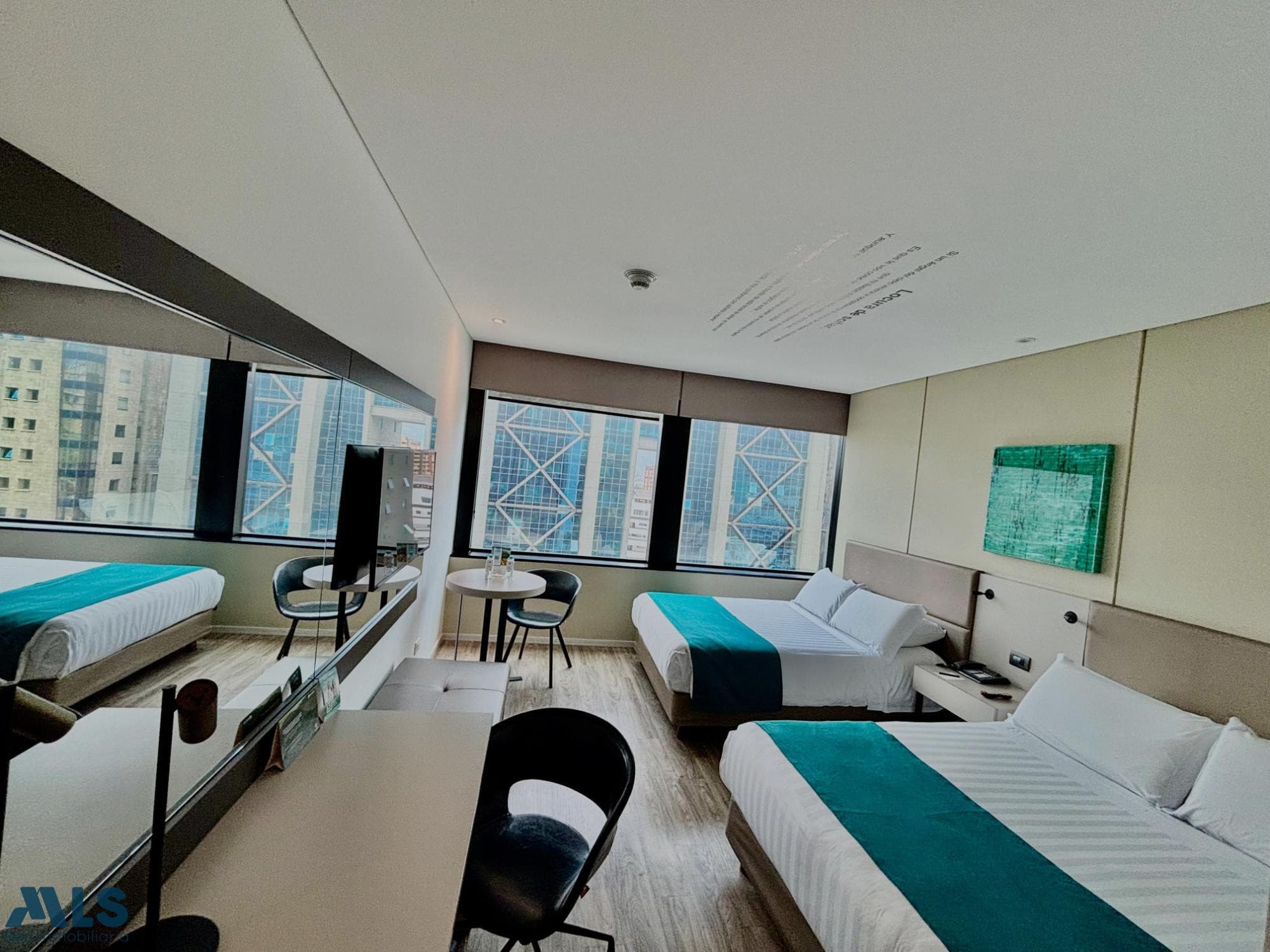 Hotelapart Hotel en venta en Los Balsos Nº 2, Poblado, Medellín — foto 1 de 10