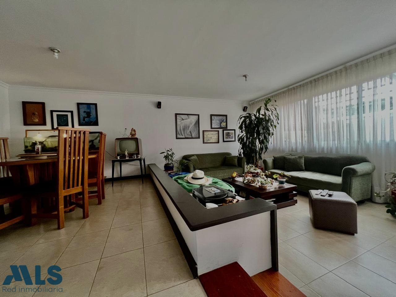 Casa en venta en Niza, Otras Zonas, Bogotá — foto 1 de 24
