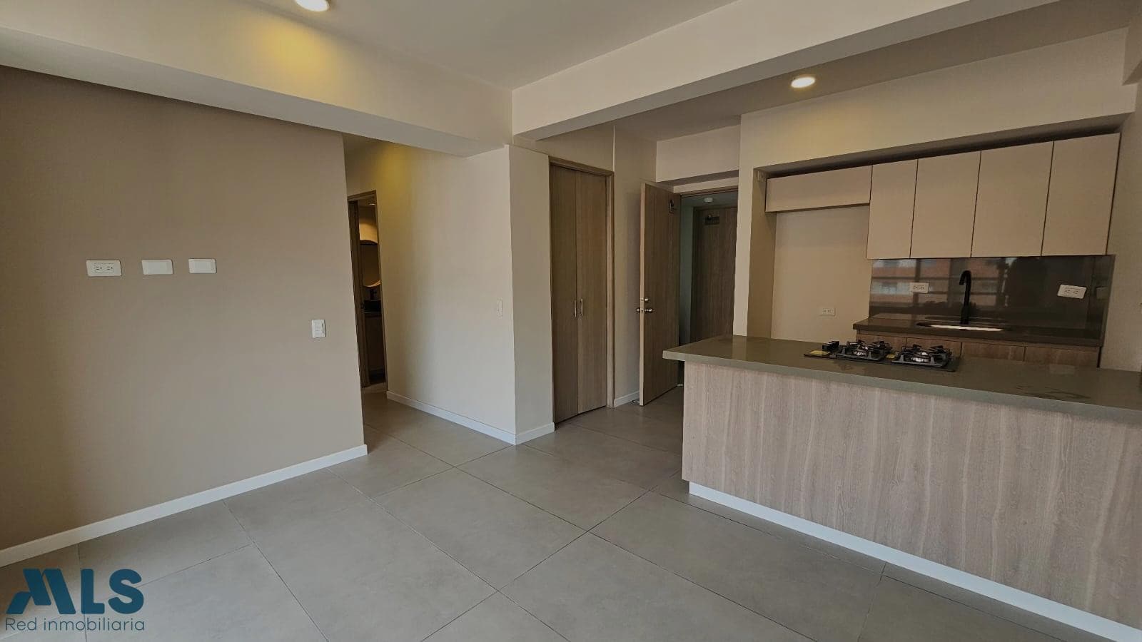 Apartamento en venta en San José Obrero, Norte, Bello — foto 1 de 22