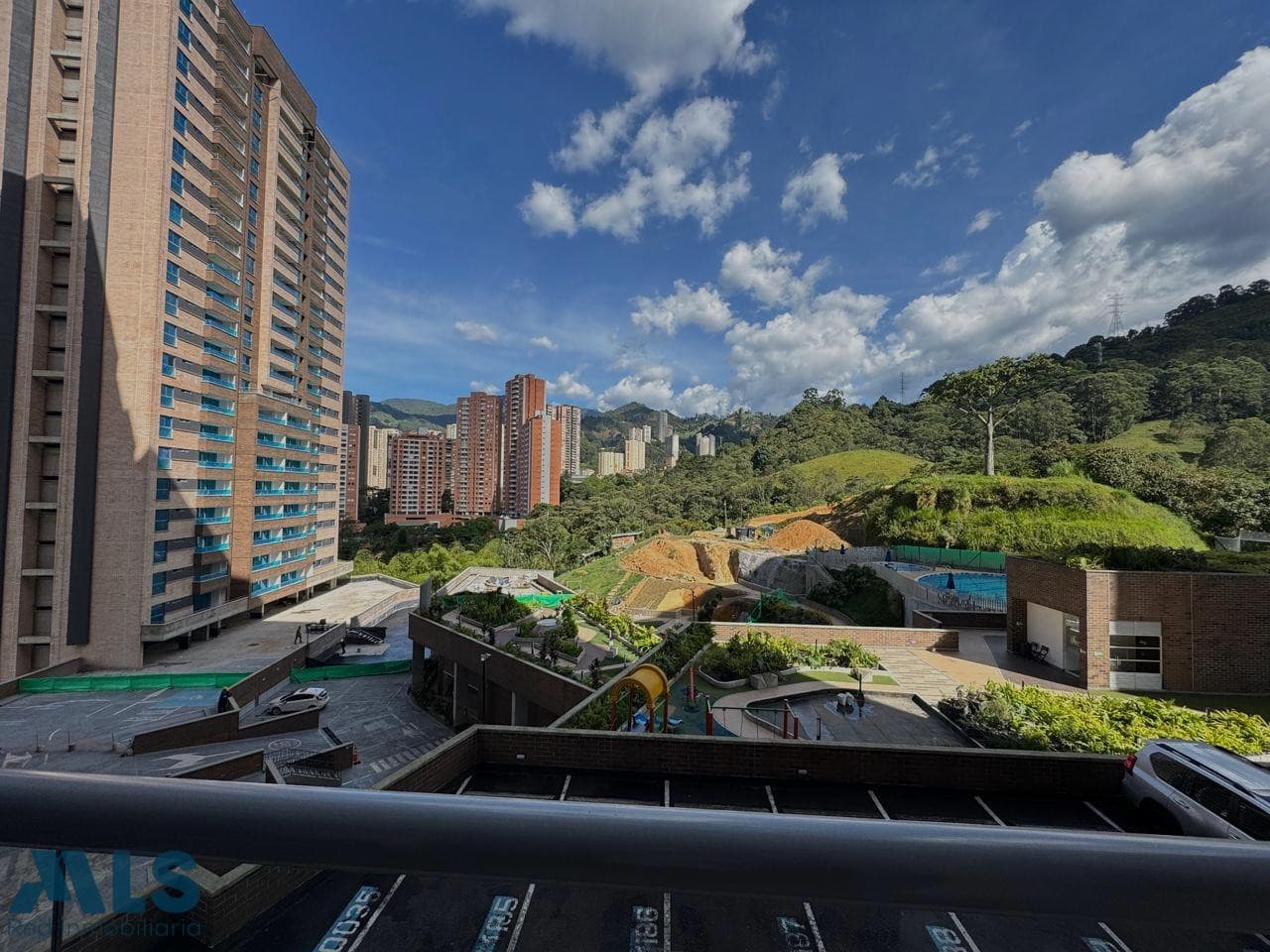Apartamento en venta en Tres Esquinas, Aburra Sur, Sabaneta — foto 1 de 13