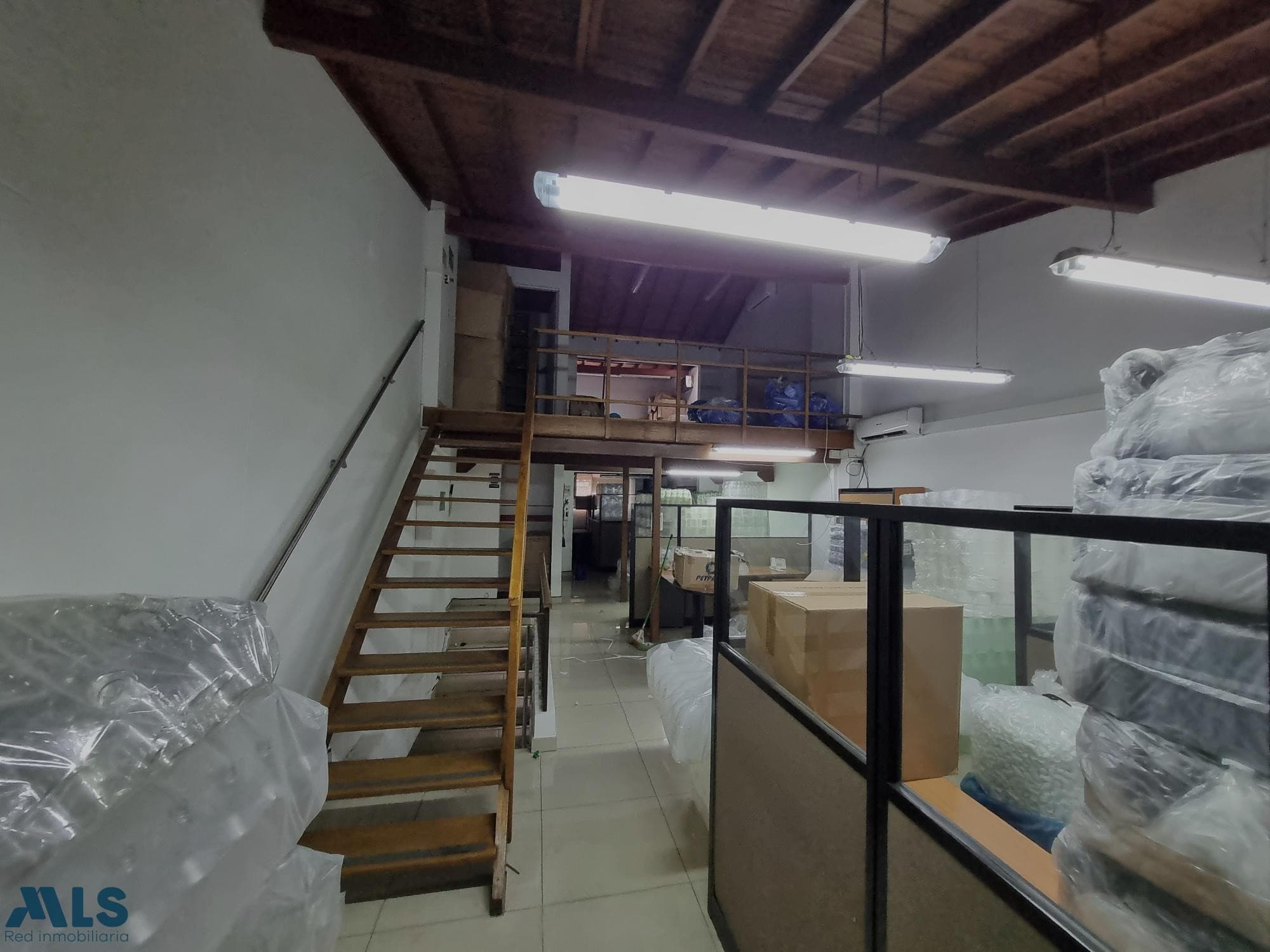 Local Comercial en venta en Belén Guayabal, Medellín — foto 1 de 14