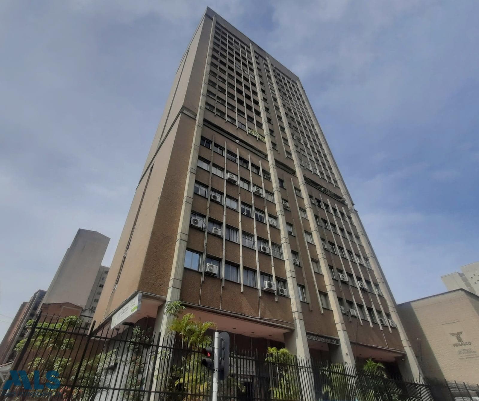 Apartamento en venta en Centro, Medellín — foto 1 de 23