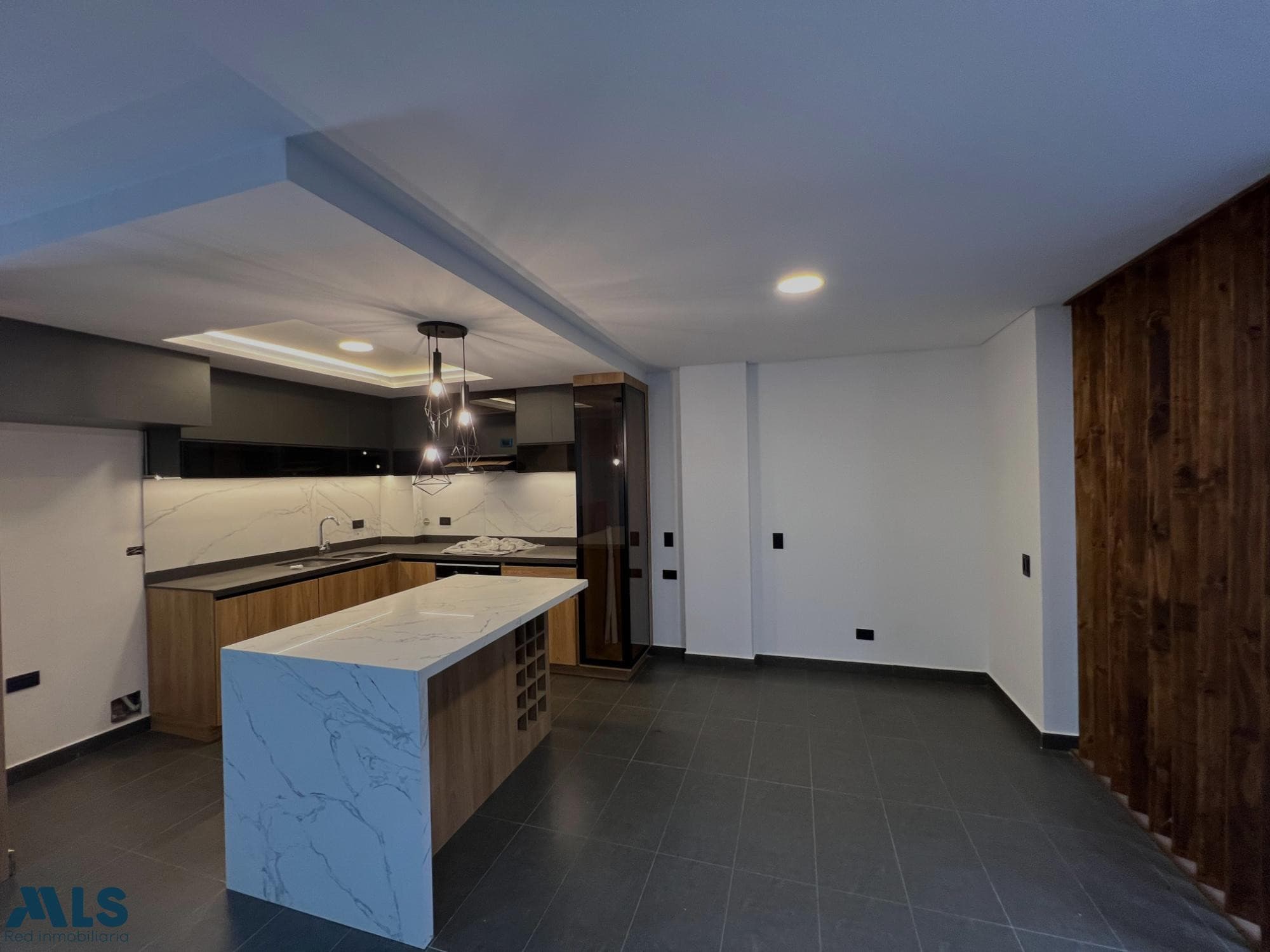 Casa en venta en V. Barro Blanco, Oriente Antioqueño, Rionegro — foto 1 de 12