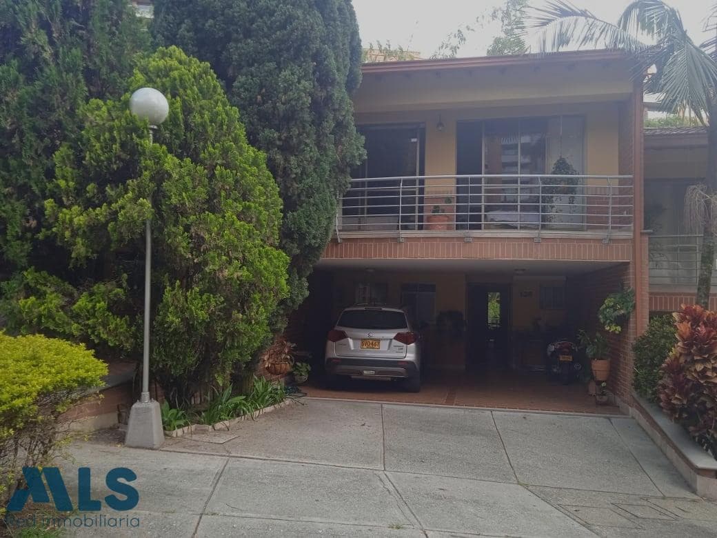 Casa en venta en Loma De Los Mesa, Aburra Sur, Envigado — foto 1 de 28