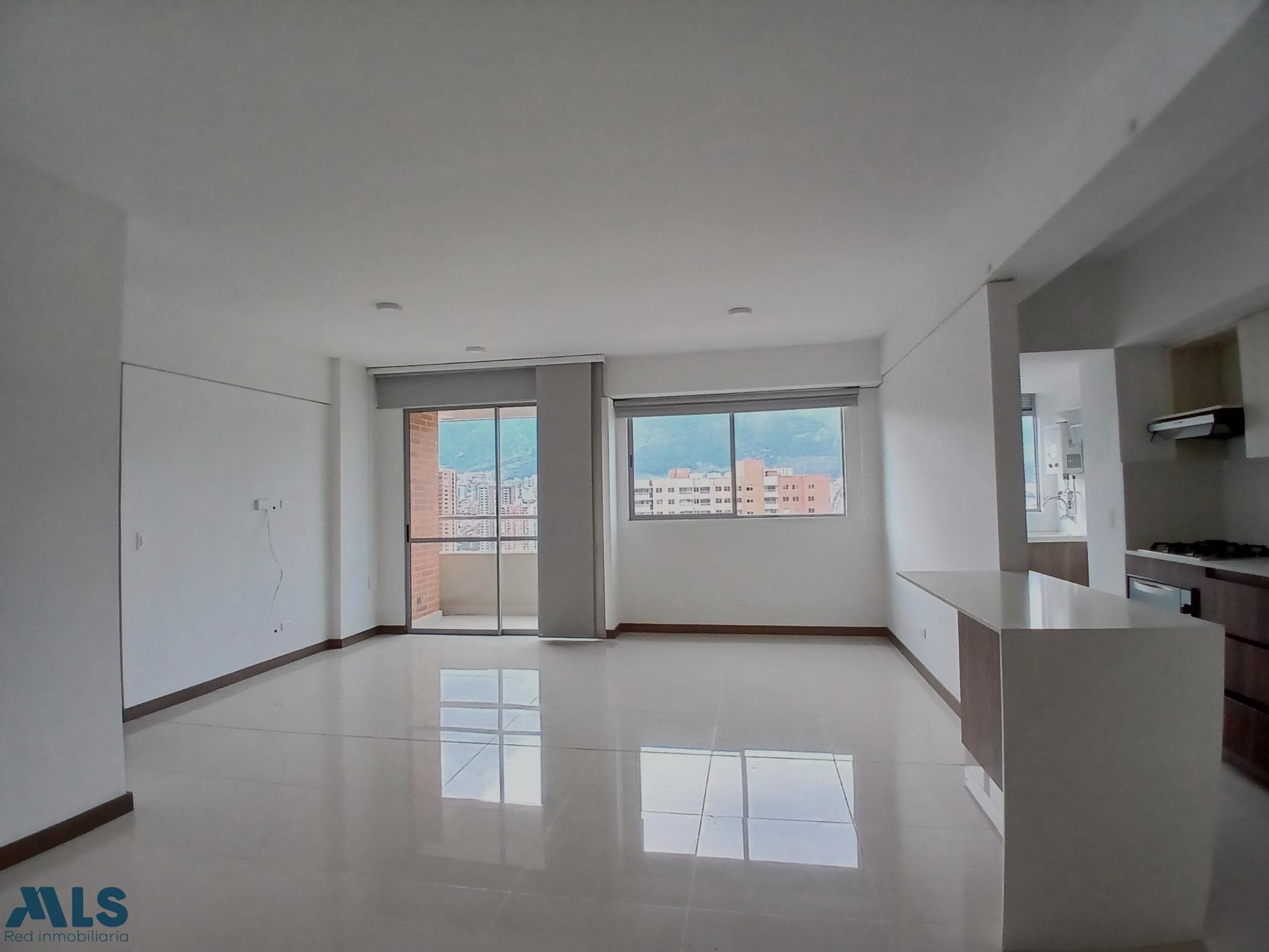Apartamento en venta en San José Obrero, Norte, Bello — foto 1 de 13