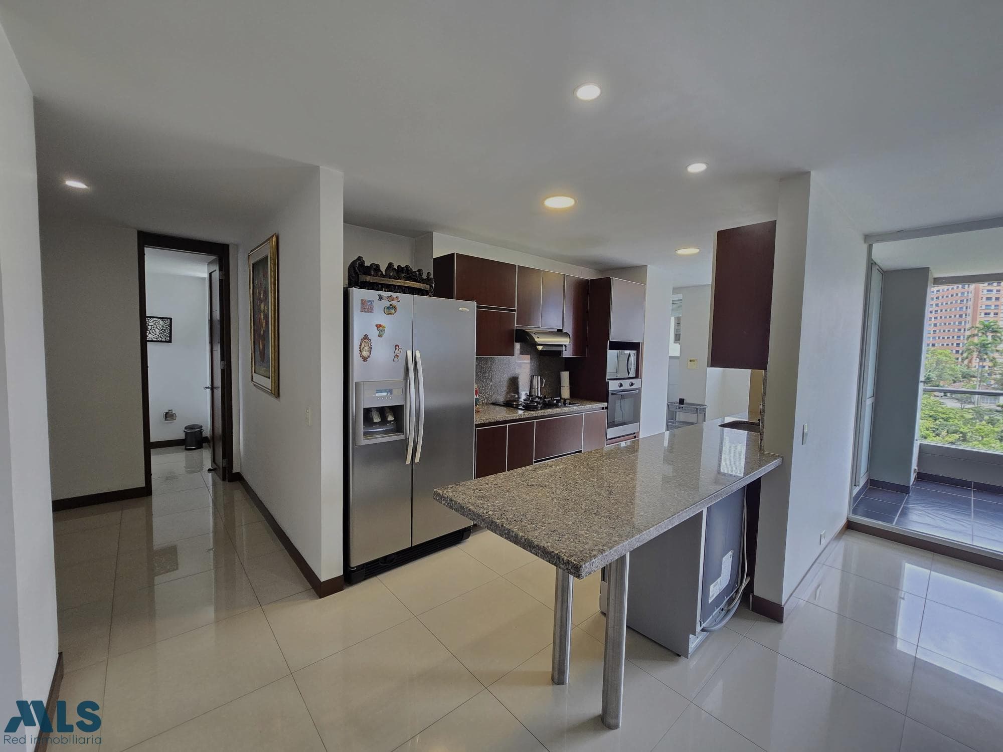 Apartamento en venta en Los Balsos Nº 1, Poblado, Medellín — foto 1 de 19