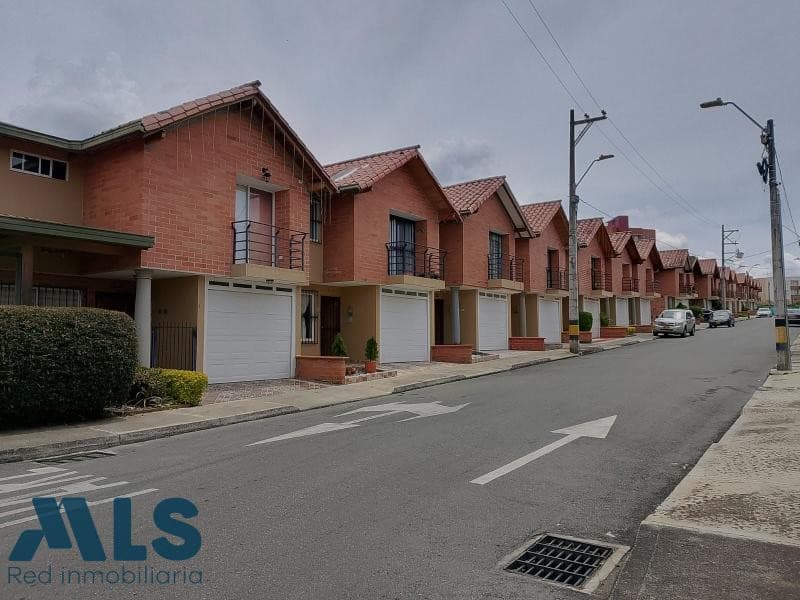 Casa en venta en Corredor San Antonio La Ceja (Rionegro), Oriente Antioqueño — foto 1 de 14