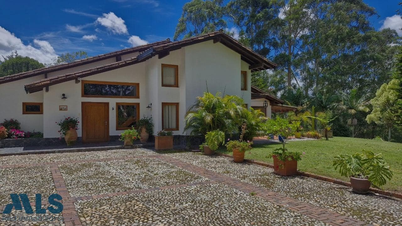 Casa en venta en V. El Tambo, Oriente Antioqueño, La Ceja — foto 1 de 30