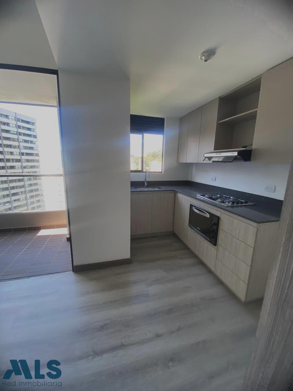 Apartamento en venta en Las Palmas, Poblado, Medellín — foto 1 de 18