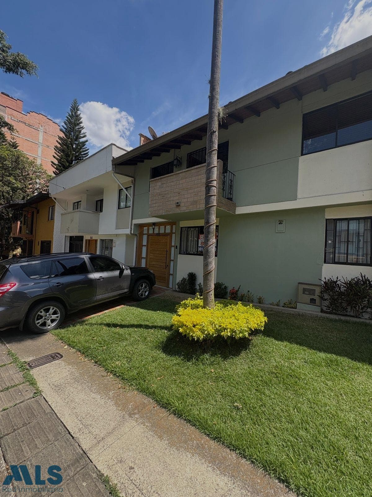 Casa en venta en Santa Monica, Occidente, Medellín — foto 1 de 16