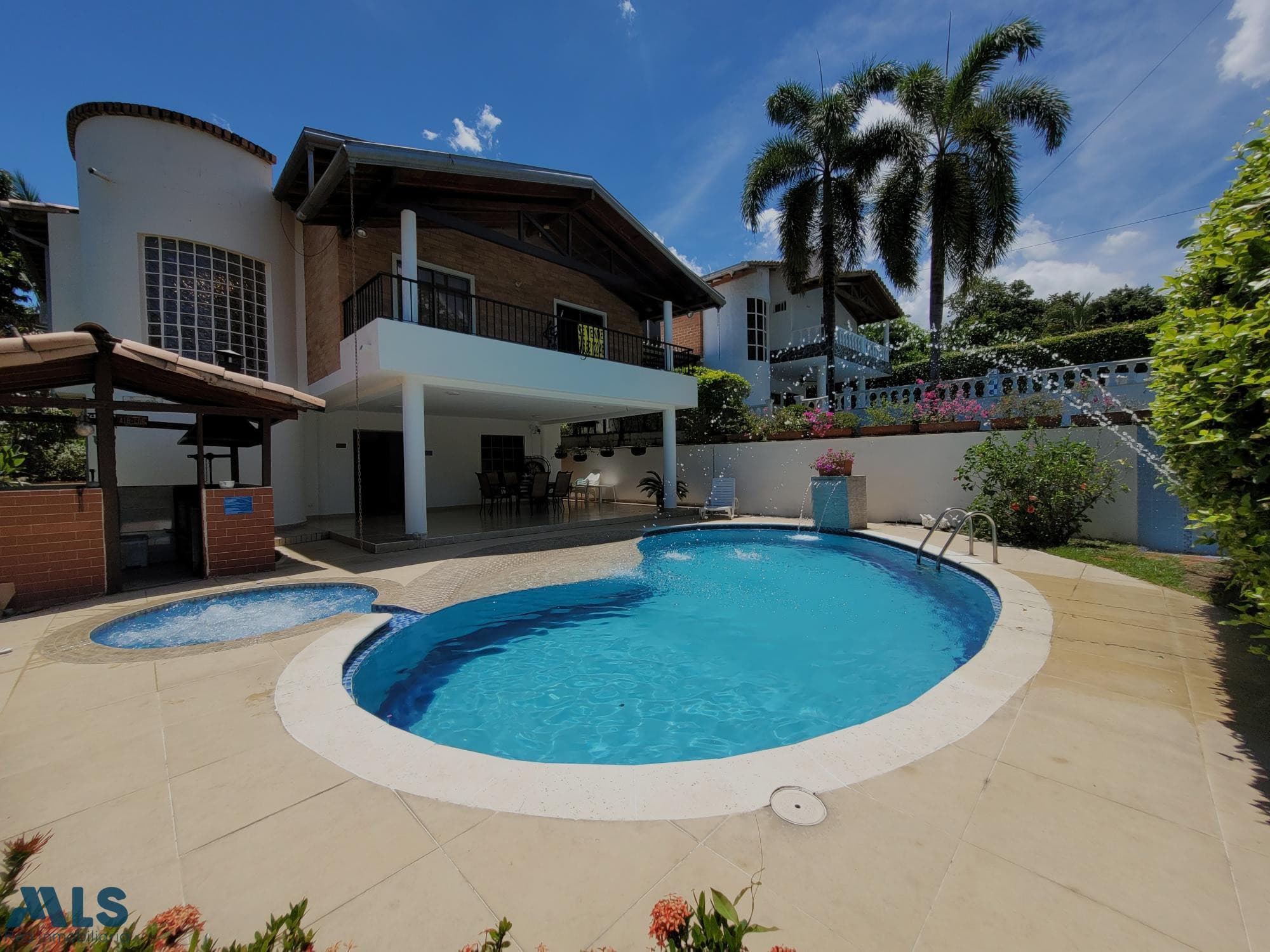 Finca Recreativa en venta en Urbano, Occidente Antioqueño, San Jerónimo — foto 1 de 38