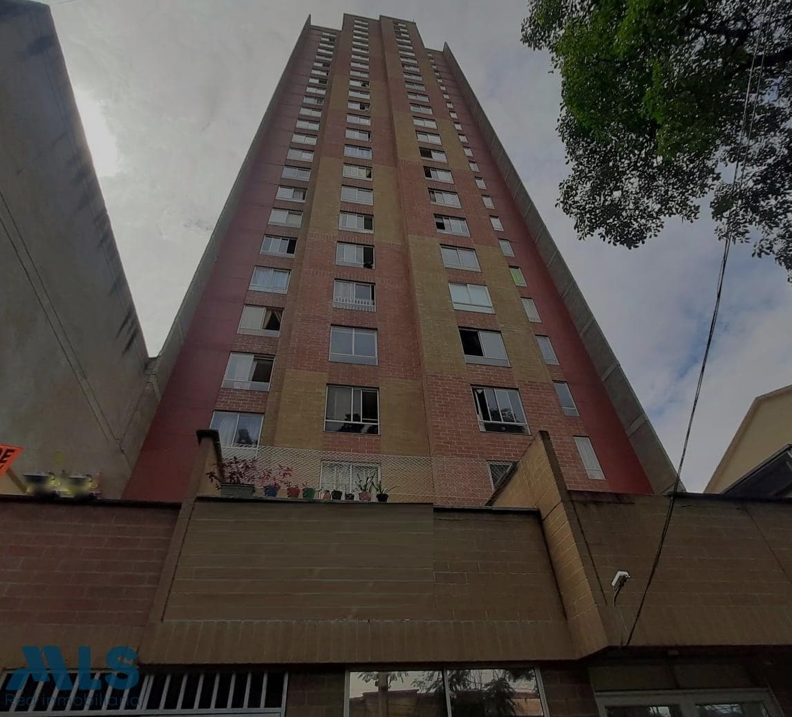 Apartamento en venta en Prado, Centro, Medellín — foto 1 de 13