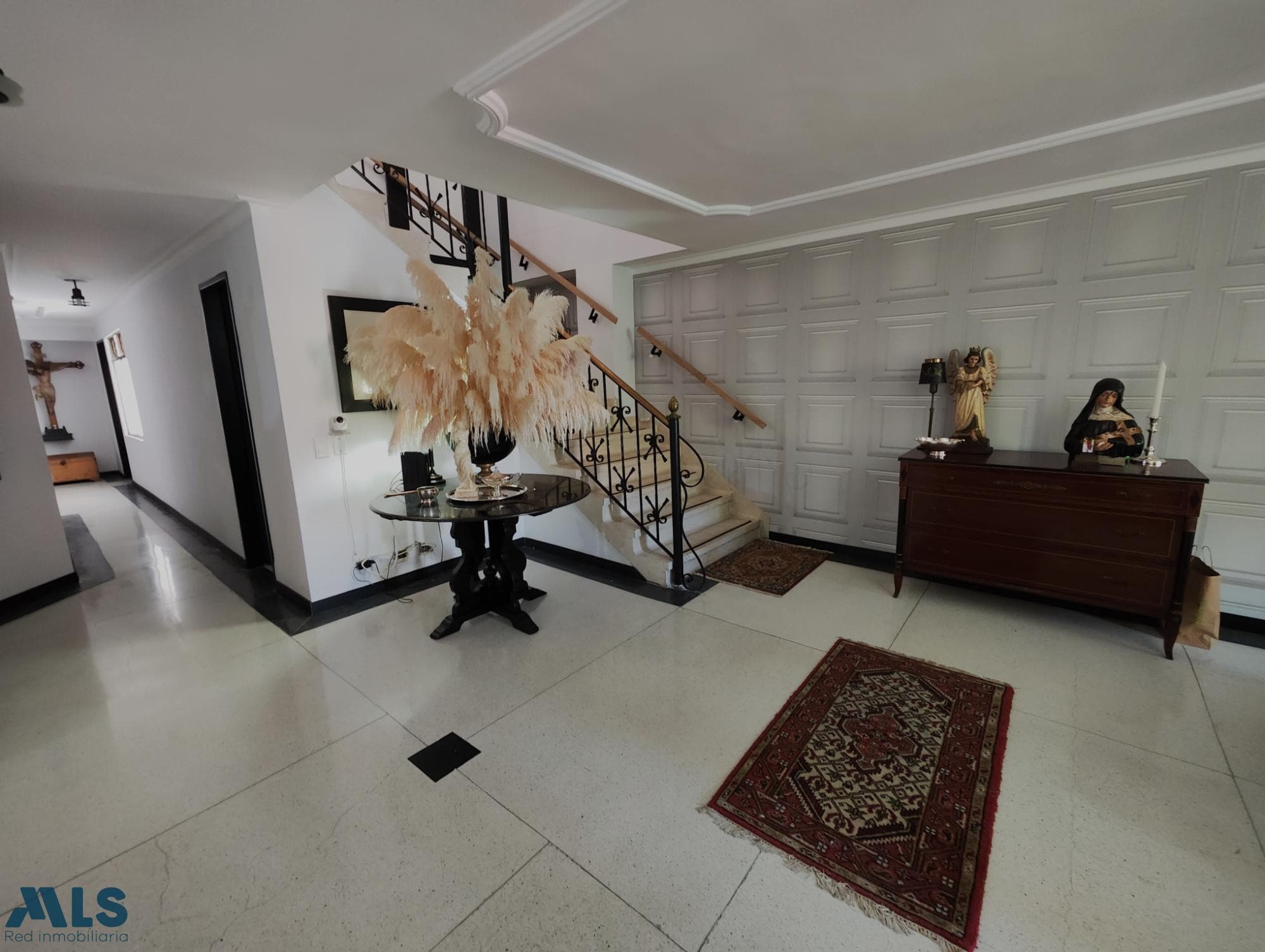 Apartamento en venta en Laureles, Medellín — foto 1 de 14