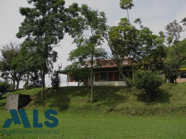 Finca Recreativa en venta en V. Matasanos, Norte, Barbosa — foto 1 de 27