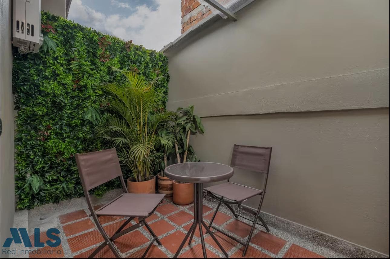 Apartamento en venta en Manila, Poblado, Medellín — foto 1 de 27