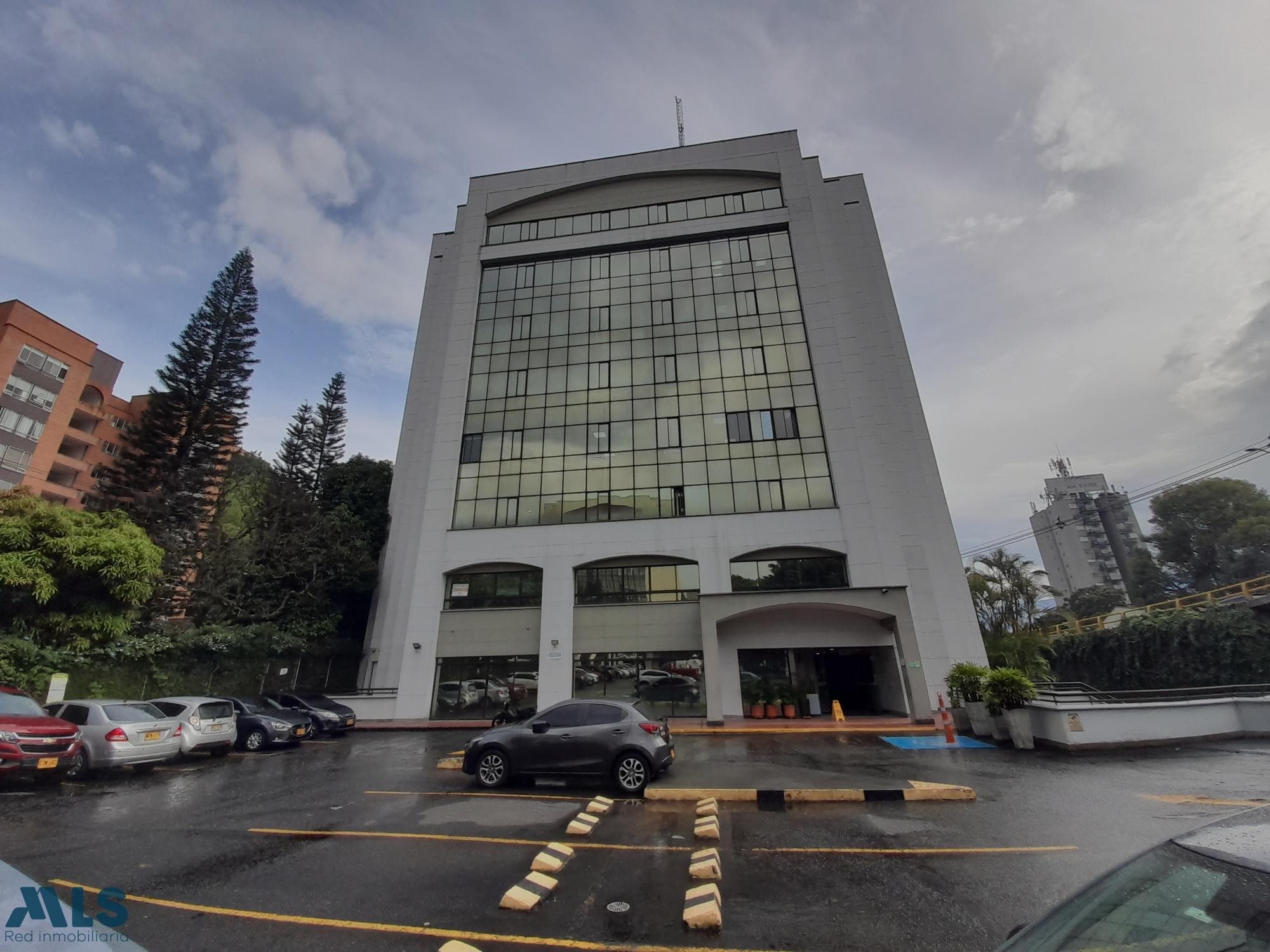 Oficina en venta en Santa Maria De Los Angeles, Poblado, Medellín — foto 1 de 16