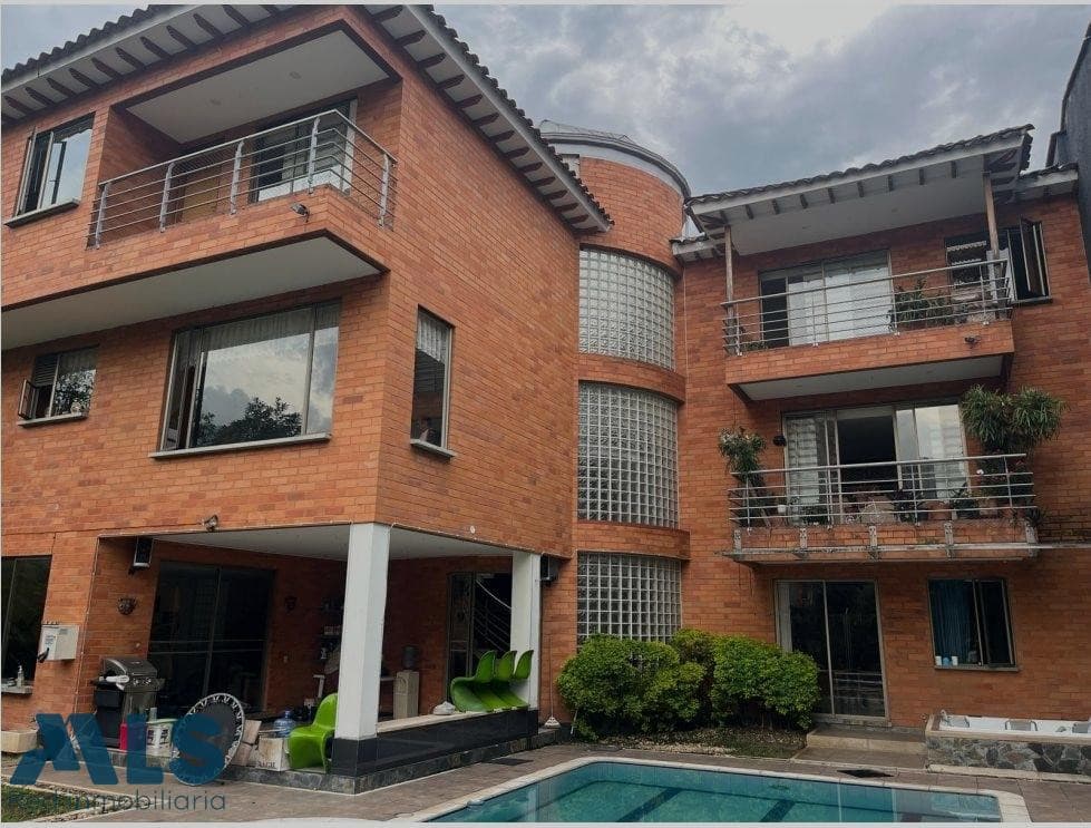 Casa en venta en Loma De San Jose, Aburra Sur, Sabaneta — foto 1 de 13
