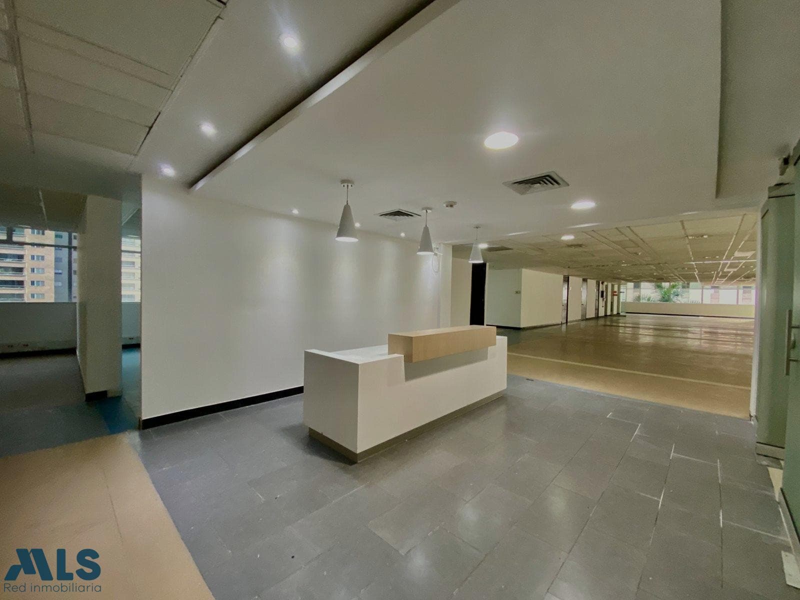 Oficina en venta en Ciudad Del Rio, Poblado, Medellín — foto 1 de 32
