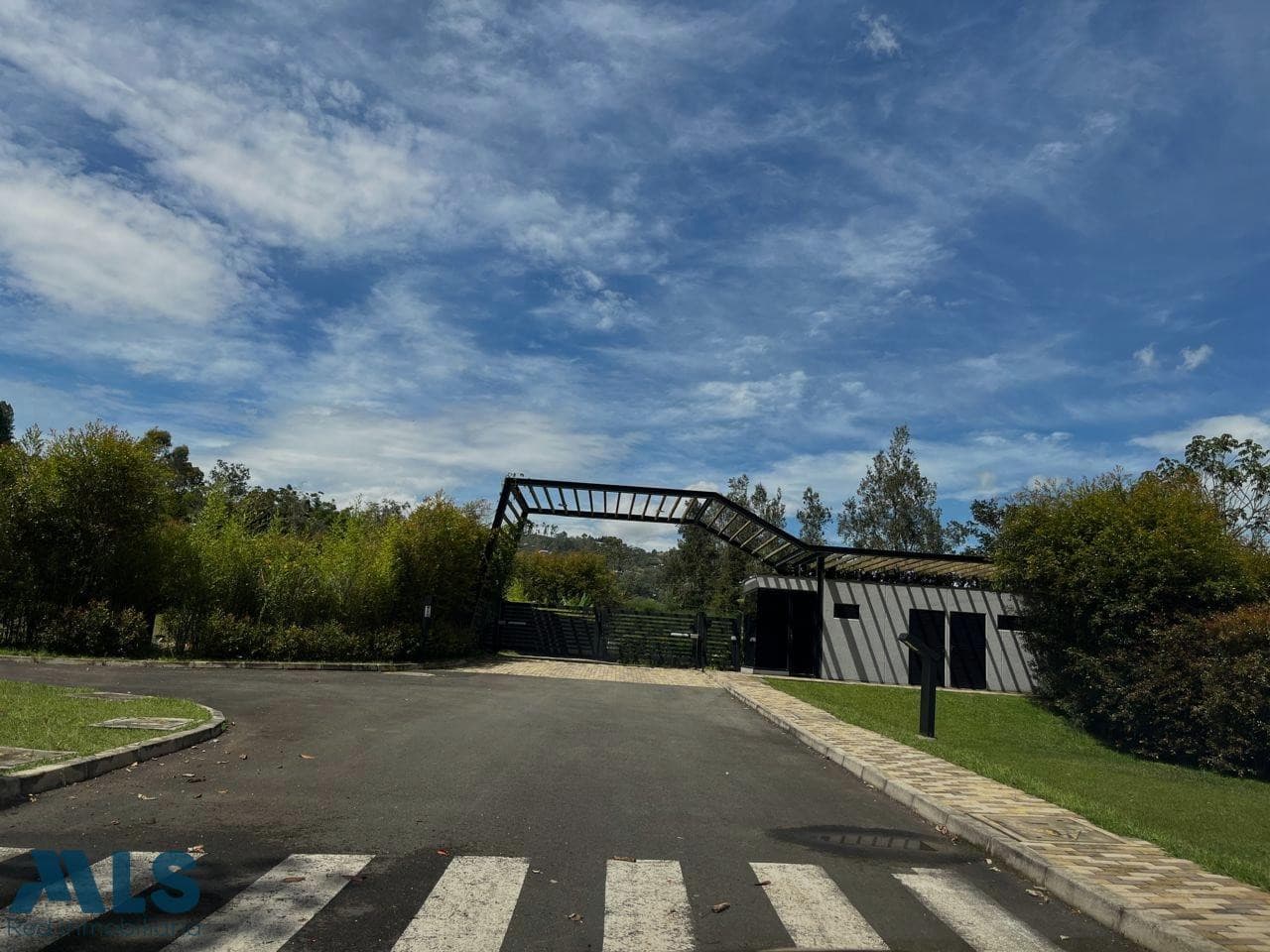Lote Residencial en venta en V. Guayabito, Oriente Antioqueño, Rionegro — foto 1 de 24
