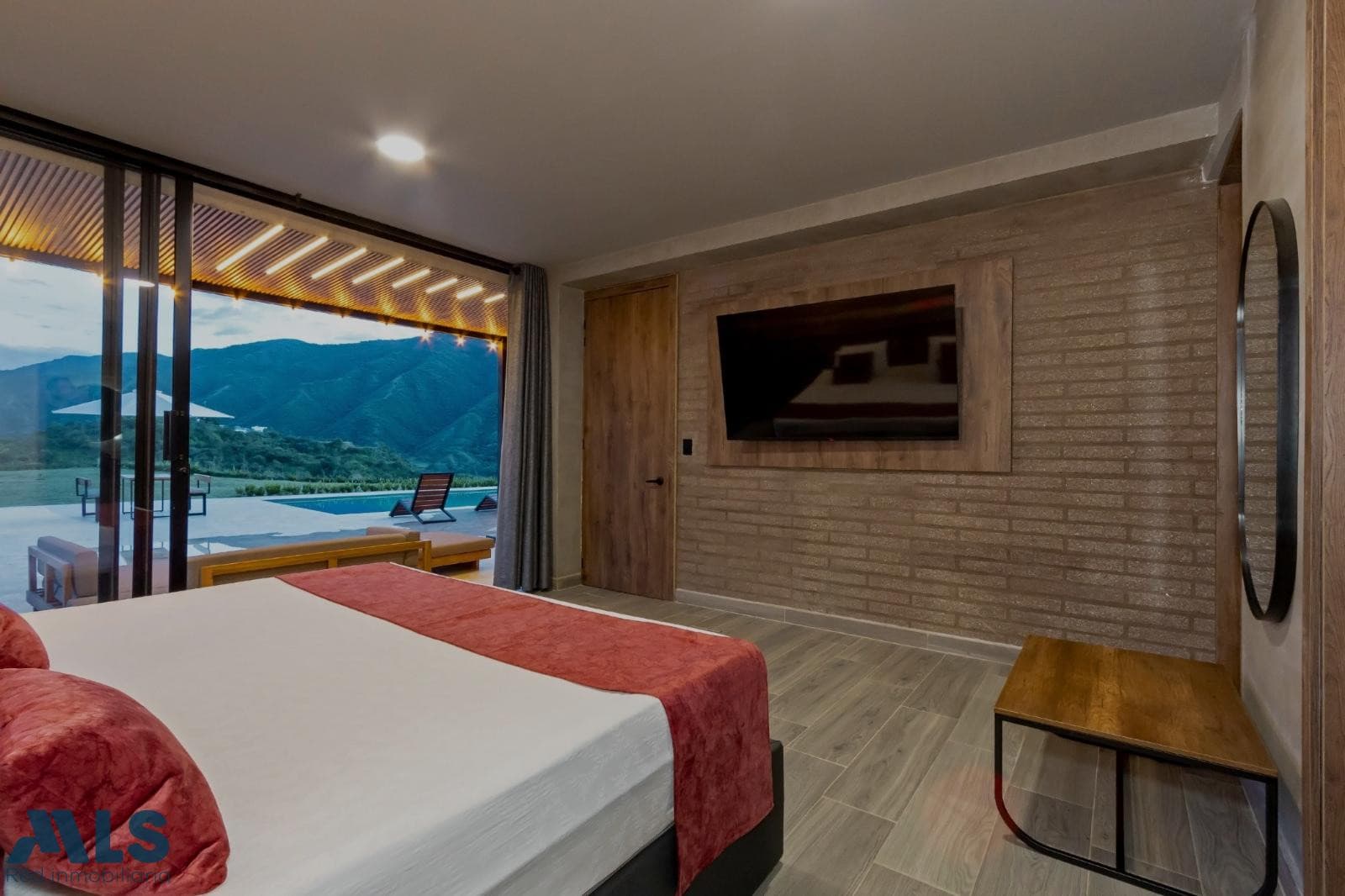 Finca Recreativa en venta en V. San Nicolas, Occidente Antioqueño, Sopetrán — foto 1 de 18