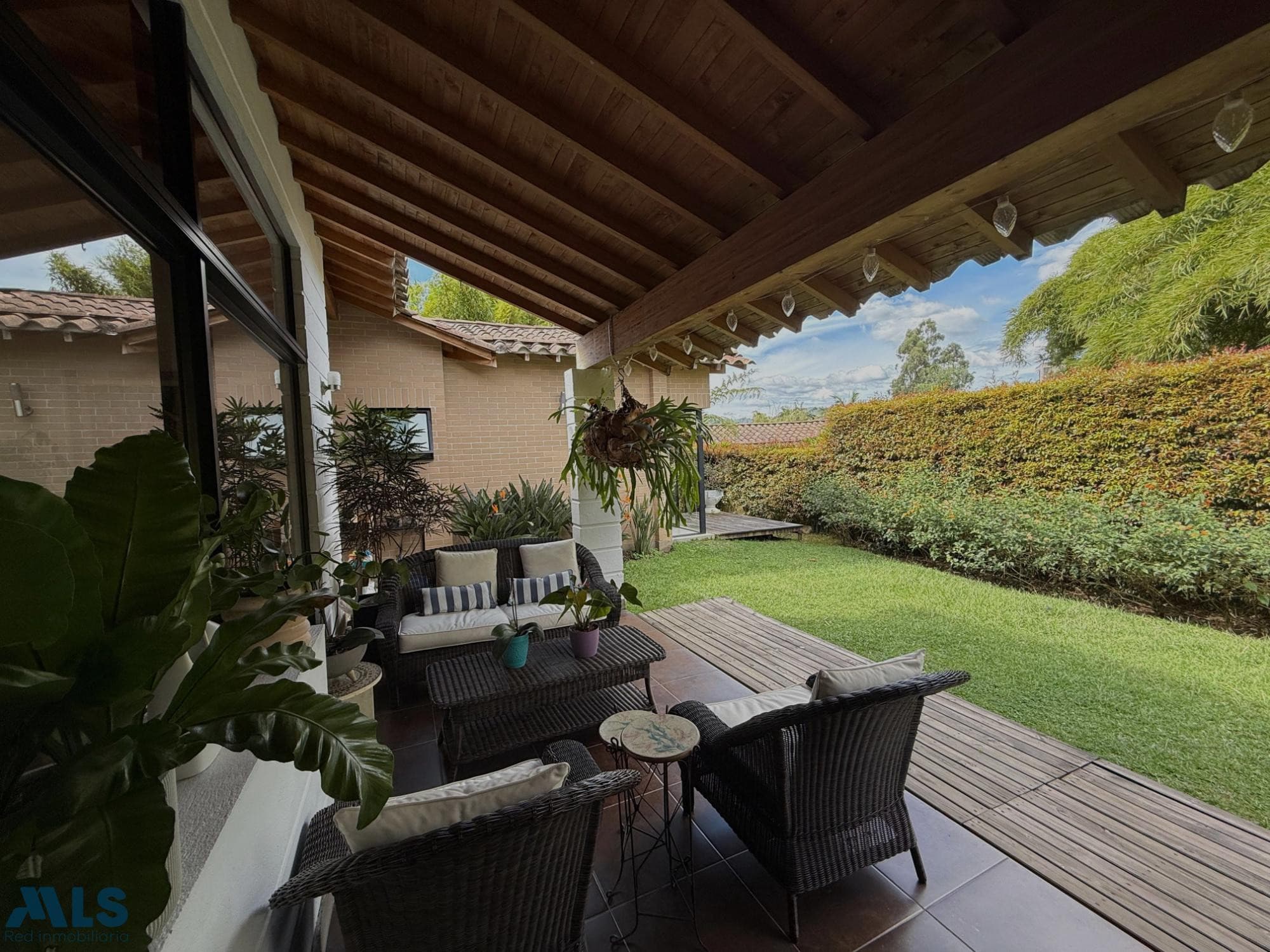 Casa en venta en Corredor La María Carabanchel, Oriente Antioqueño, El Retiro — foto 1 de 28