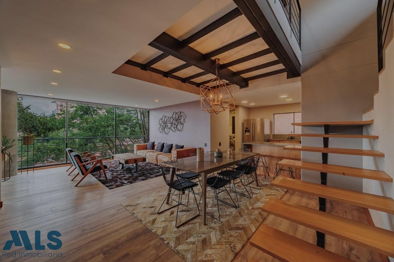 Apartamento en venta en San Lucas, Poblado, Medellín — foto 1 de 36