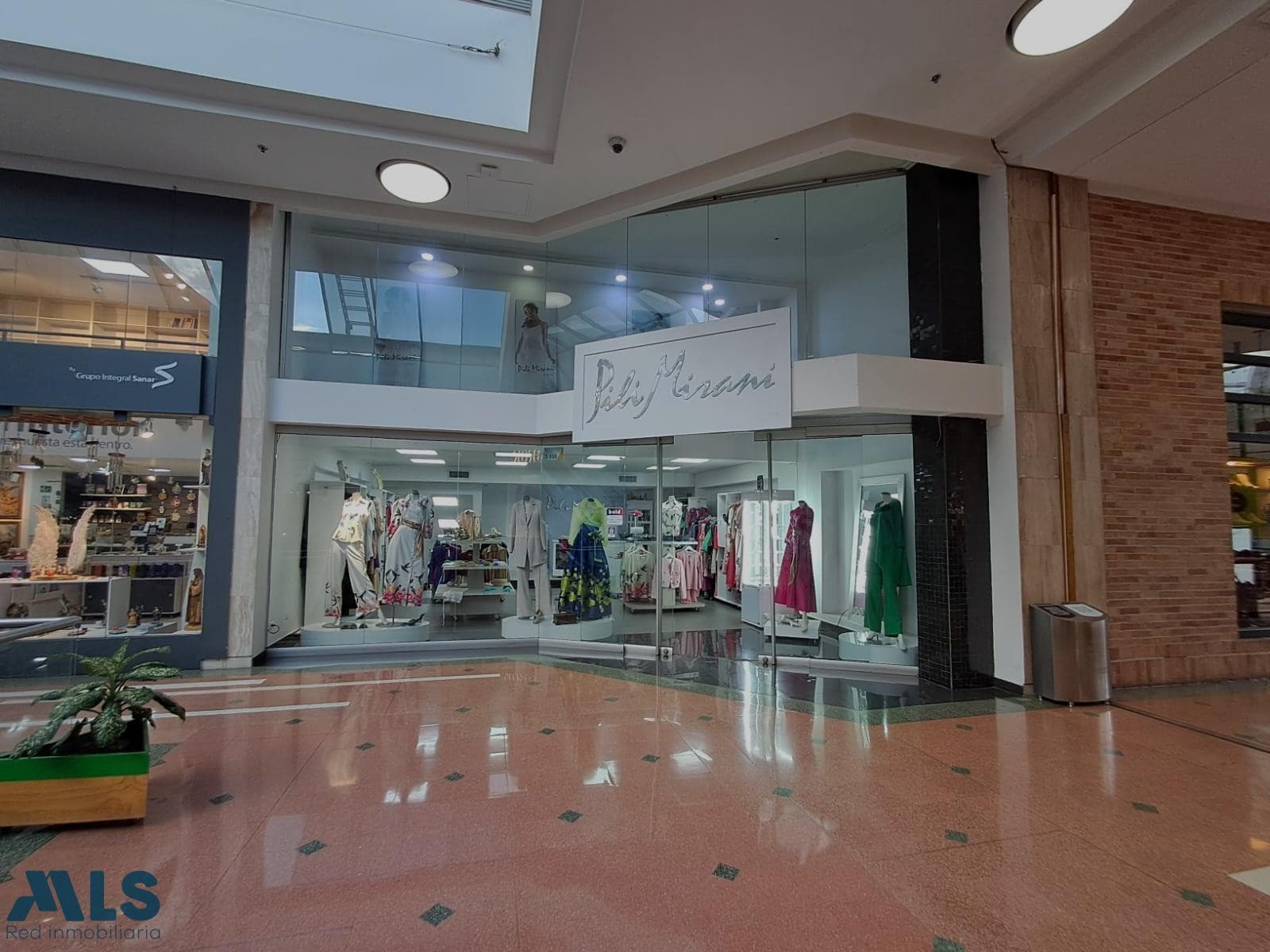 Local Comercial en venta en Conquistadores, Laureles, Medellín — foto 1 de 11