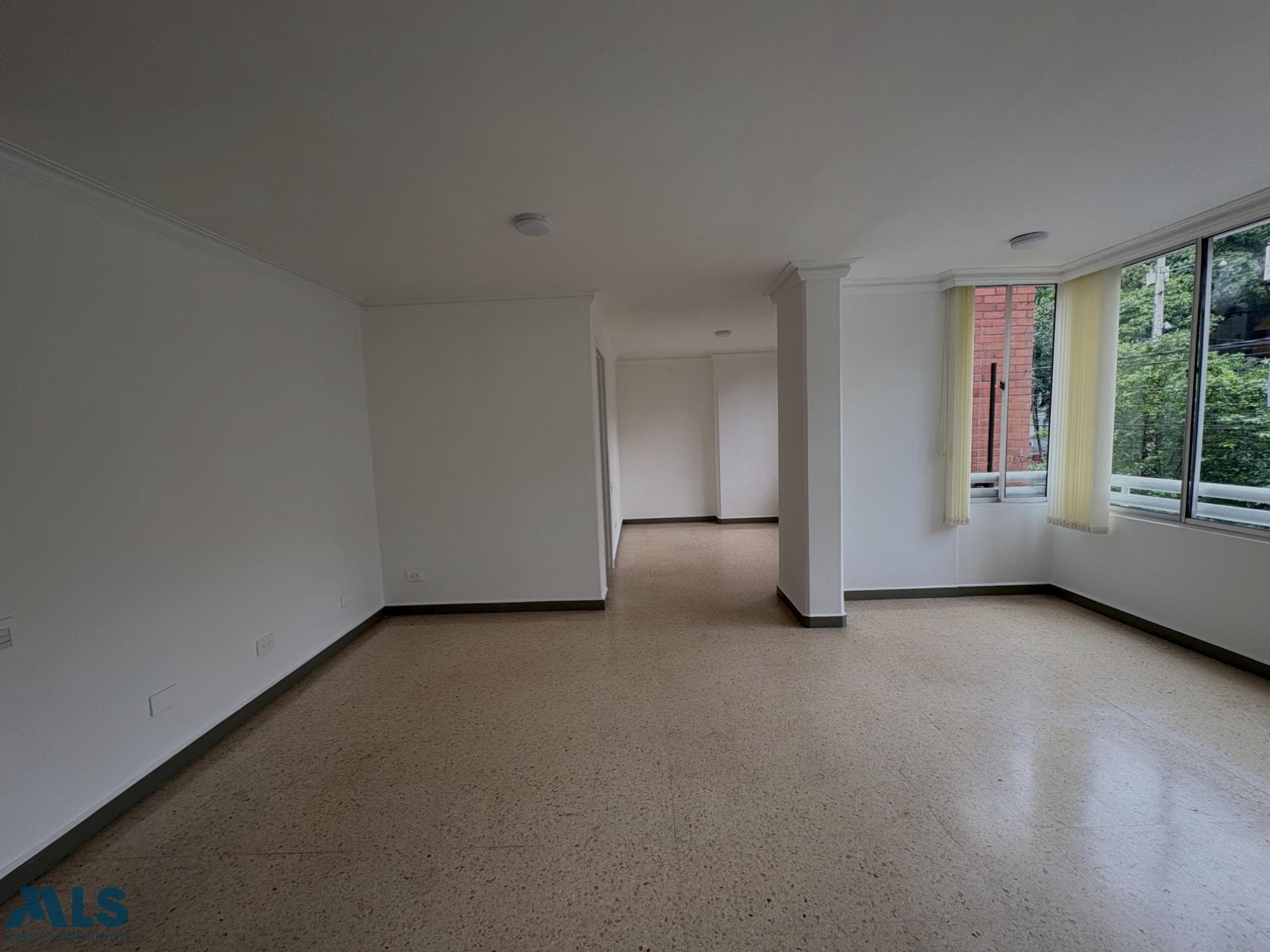 Apartamento en venta en Laureles, Medellín — foto 1 de 22