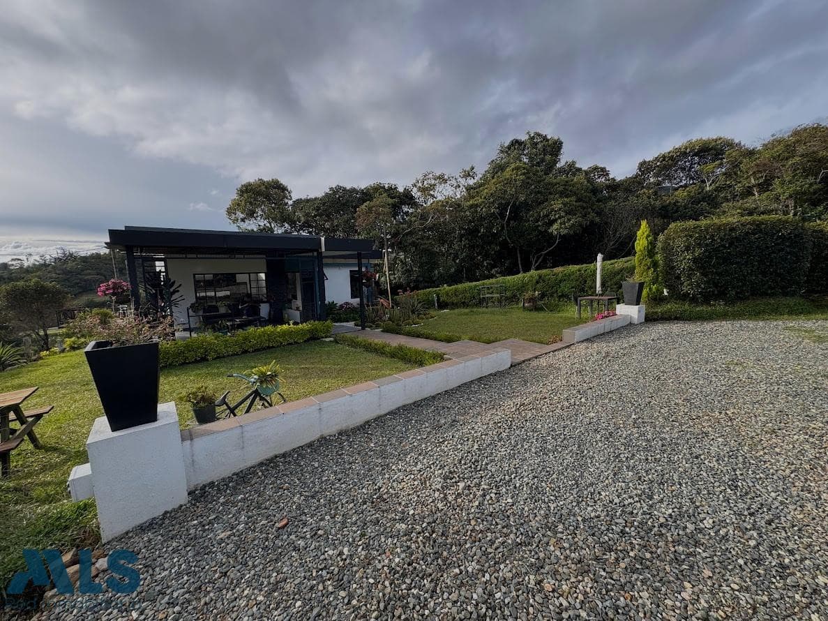 Finca Recreativa en venta en El Roble, Oriente Antioqueño, Guatapé — foto 1 de 15