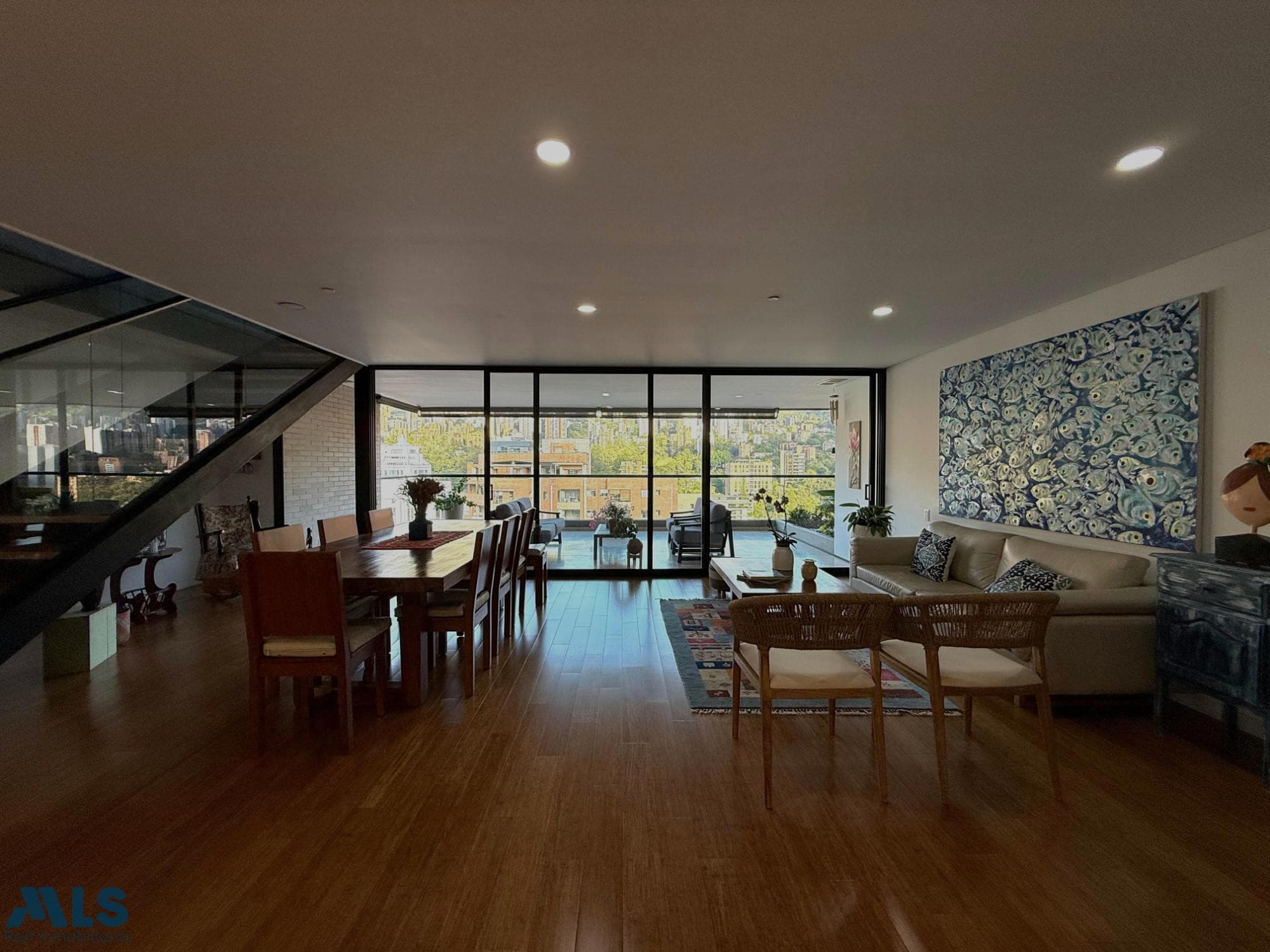 Apartamento en venta en Santa Maria De Los Angeles, Poblado, Medellín — foto 1 de 23
