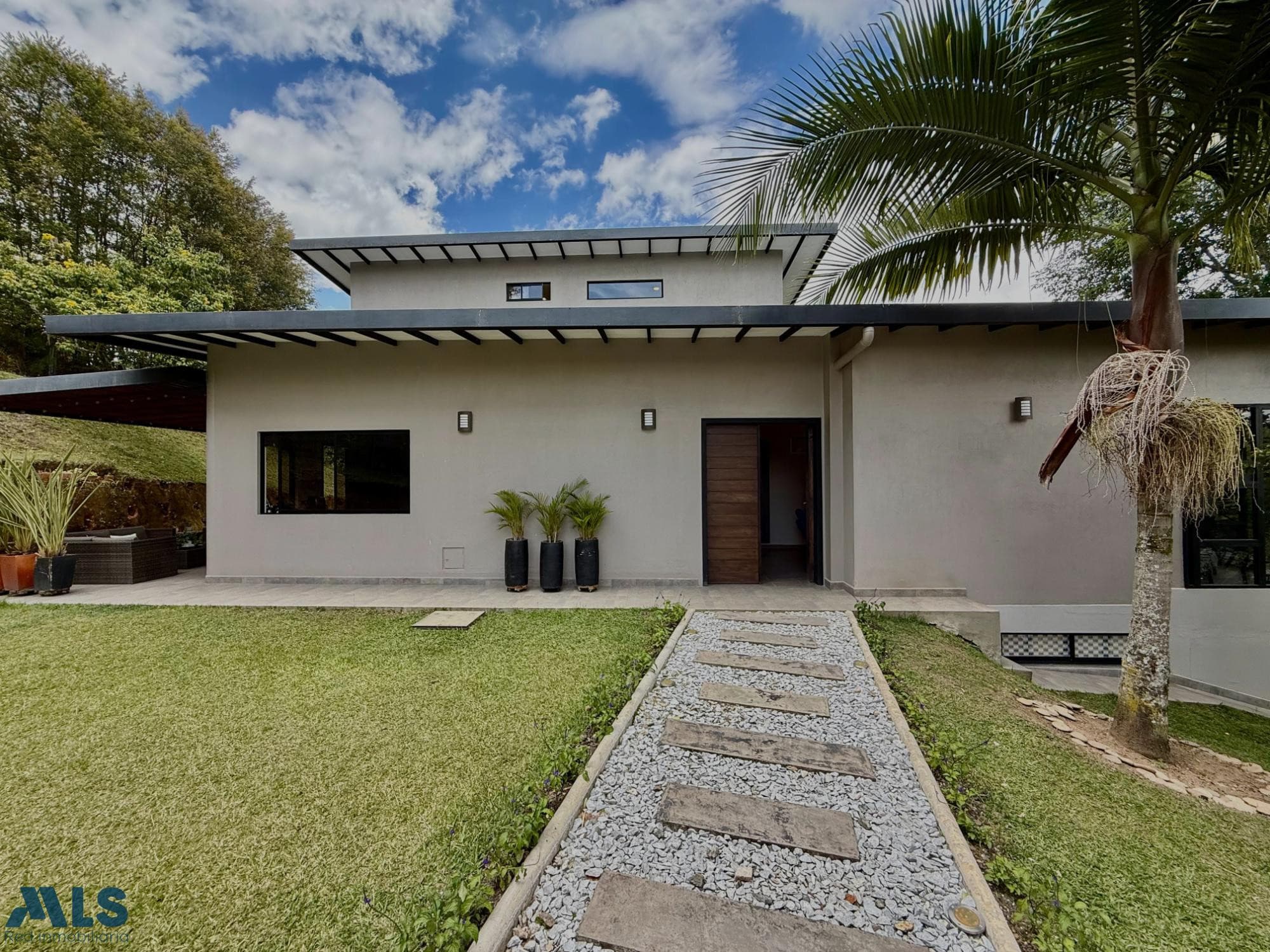 Finca Recreativa en venta en V. Chaparral, Oriente Antioqueño, Guarne — foto 1 de 24