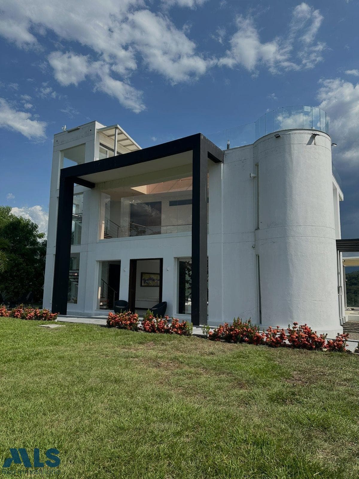 Finca Recreativa en venta en El Palmar, Occidente Antioqueño, Sopetrán — foto 1 de 81