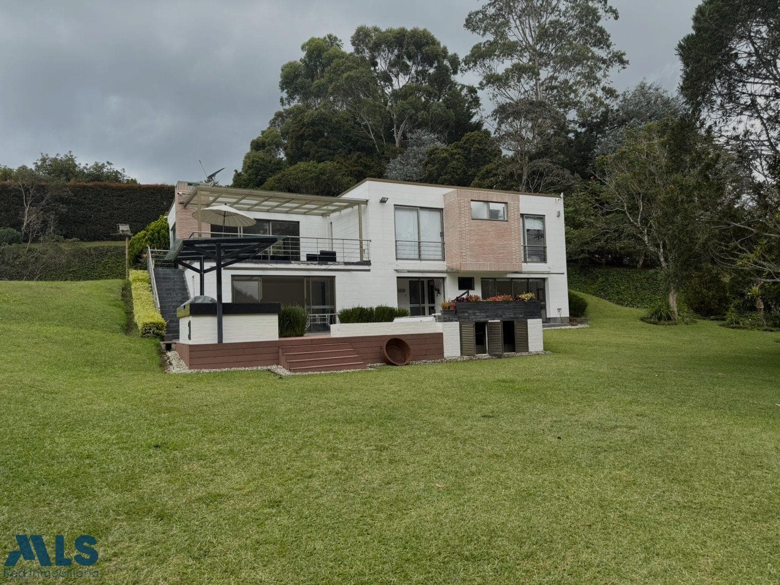 Finca Recreativa en venta en Cabeceras, Oriente Antioqueño, Rionegro — foto 1 de 28