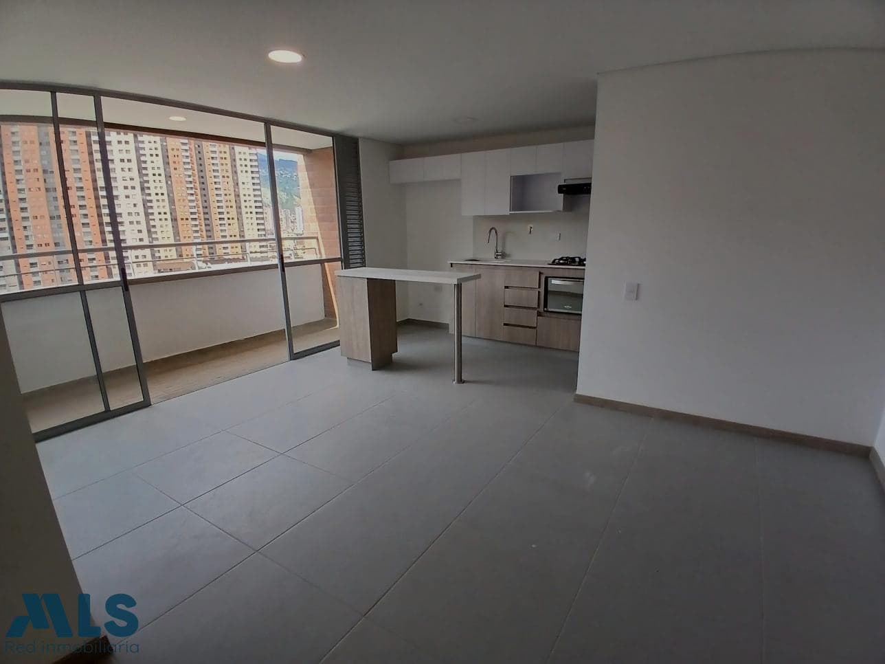 Apartamento en venta en Santa Ana, Norte, Bello — foto 1 de 17