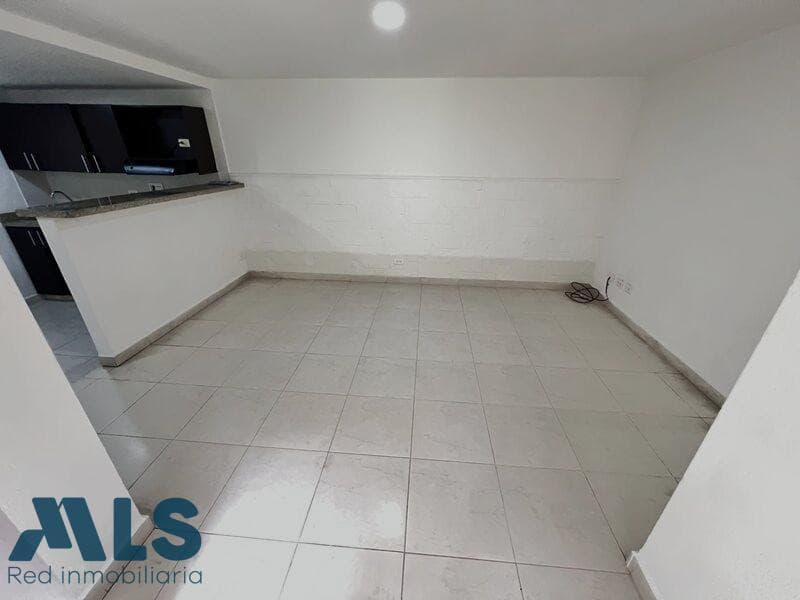 Apartamento en venta en San Antonio de Pereira, Oriente Antioqueño, Rionegro — foto 1 de 11