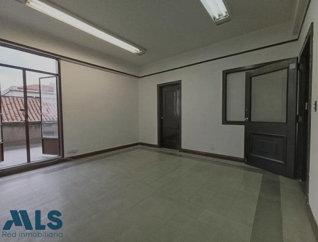 Oficina en venta en Centro, Medellín — foto 1 de 9