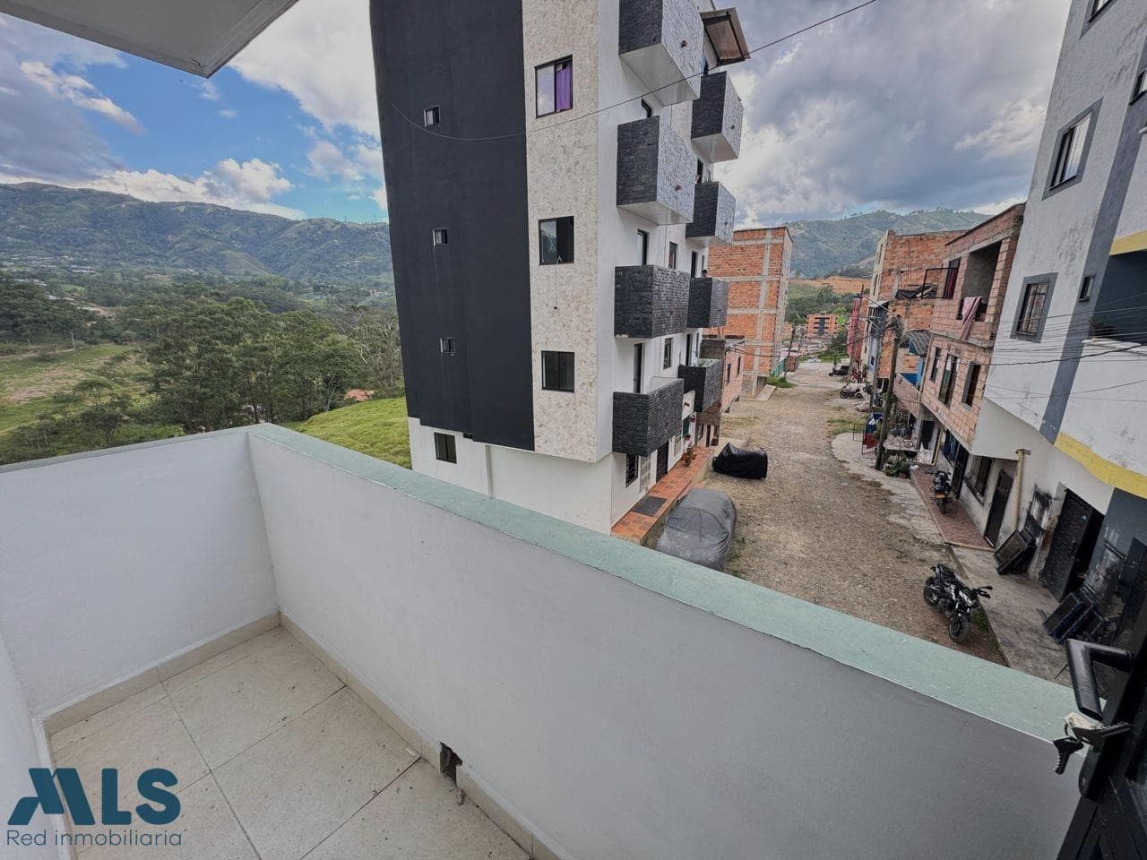 Apartamento en venta en Parque Principal, Otras Zonas, Amagá — foto 1 de 10