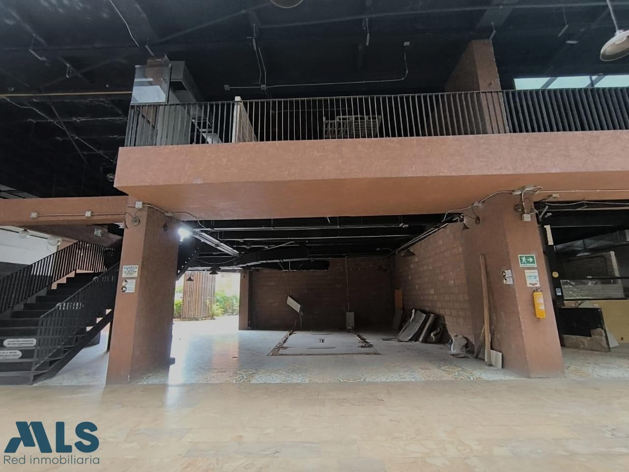 Local Comercial en venta en Poblado, Medellín — foto 1 de 8